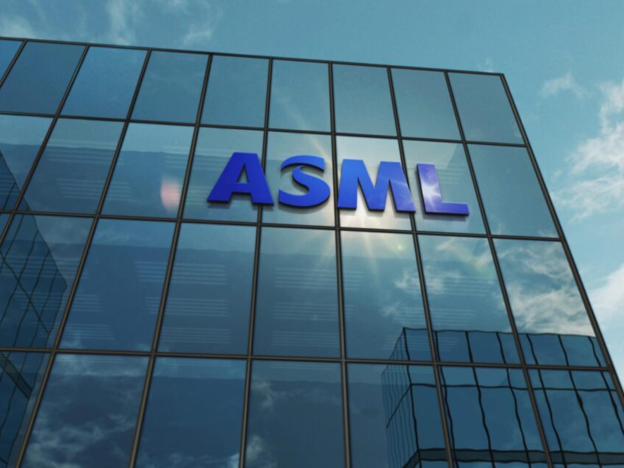 ASML, 중국 제재로 수요 불확실성 직면...매출 36% 차지하는 중국시장 타격