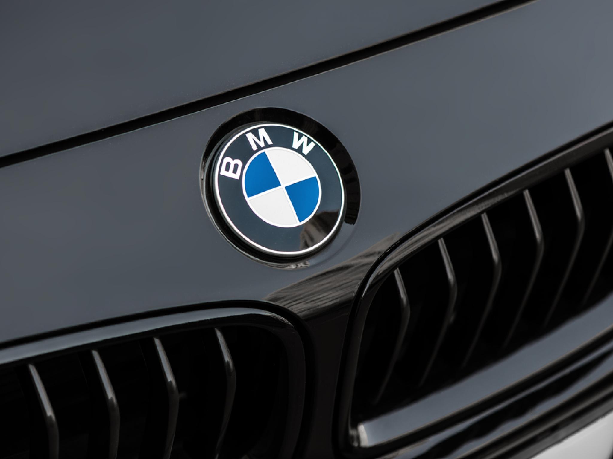 BMW, 美 관세폭탄에 10억달러 타격 예상...공급망 차질로 전망 하향