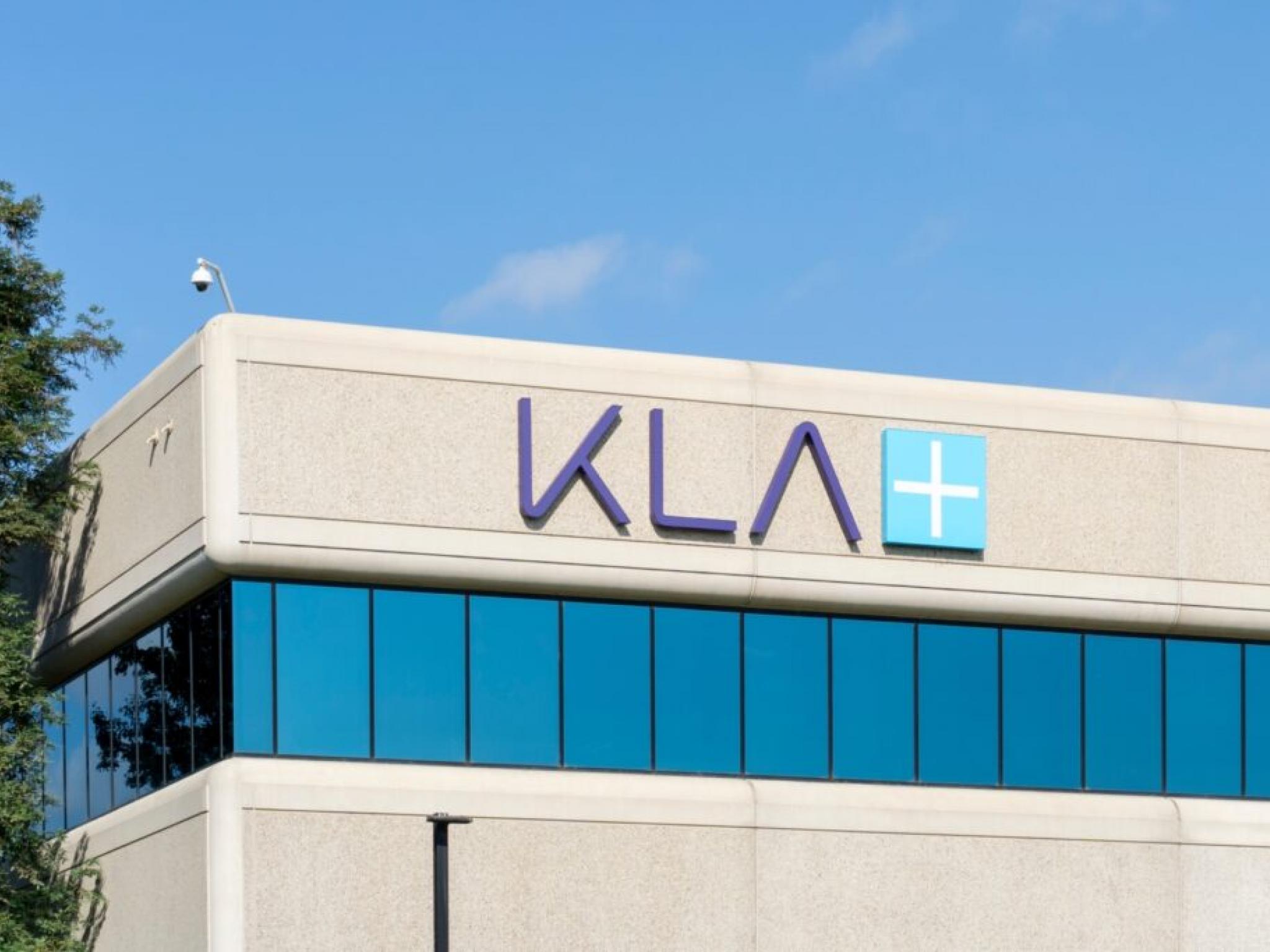 KLA 등 5개 기업, 월가 투자의견 하향 조정