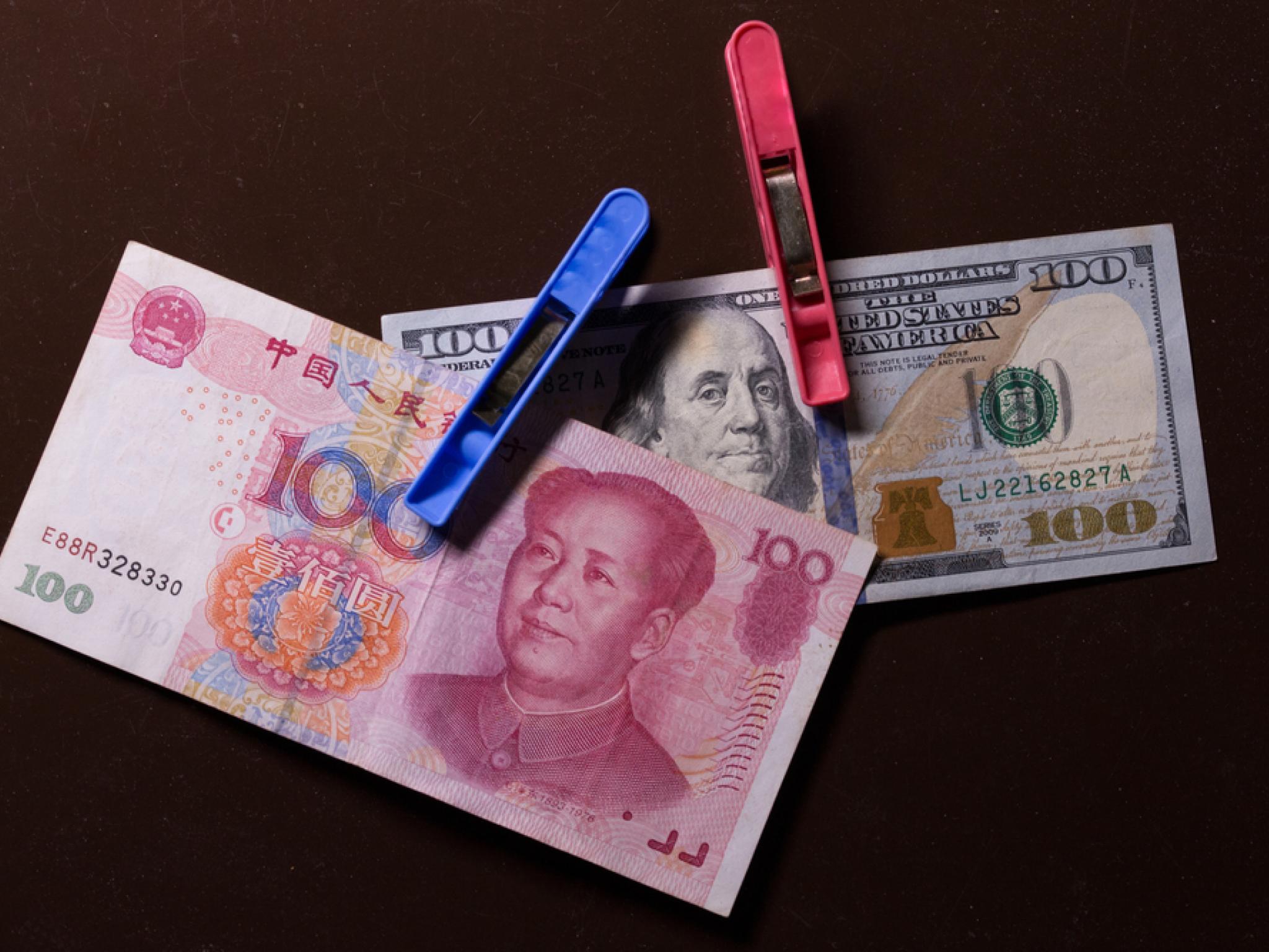 美中 무역갈등 완화에 AI 붐까지...QQQ vs CQQQ, 어느 기술주 ETF가 유망한가