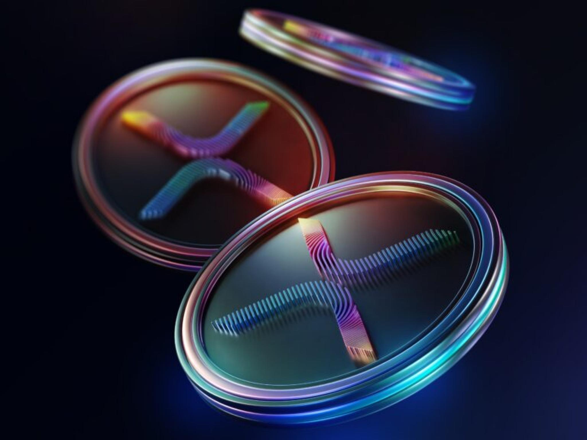 리플 CEO 브래드 가링하우스, 친비트코인 상원의원 루미스와 공개토론 제안...XRP 2.5% 상승