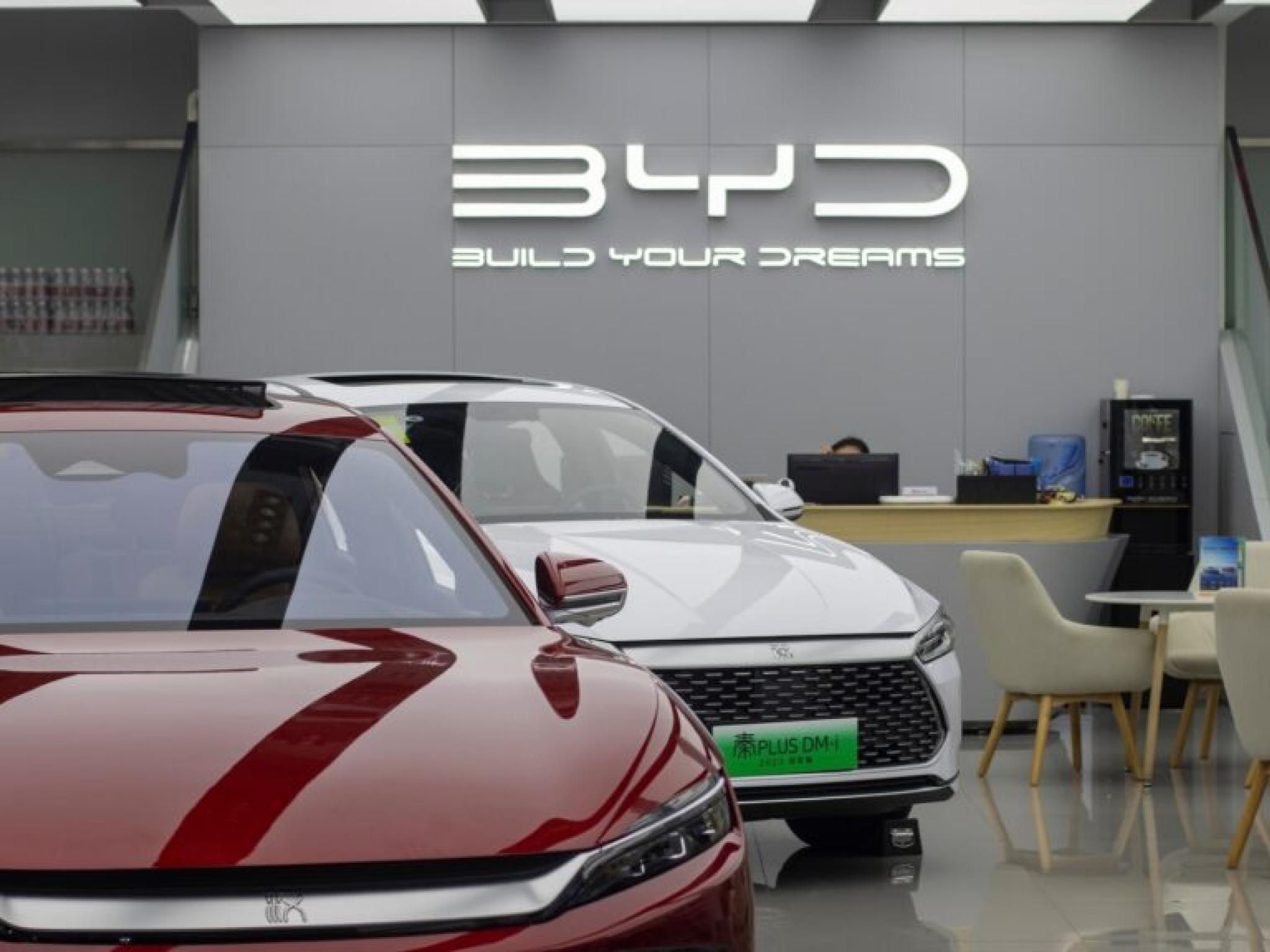BYD, 중국 전기차 가격 경쟁 격화 속 1900만원대 씰06 세단 출시