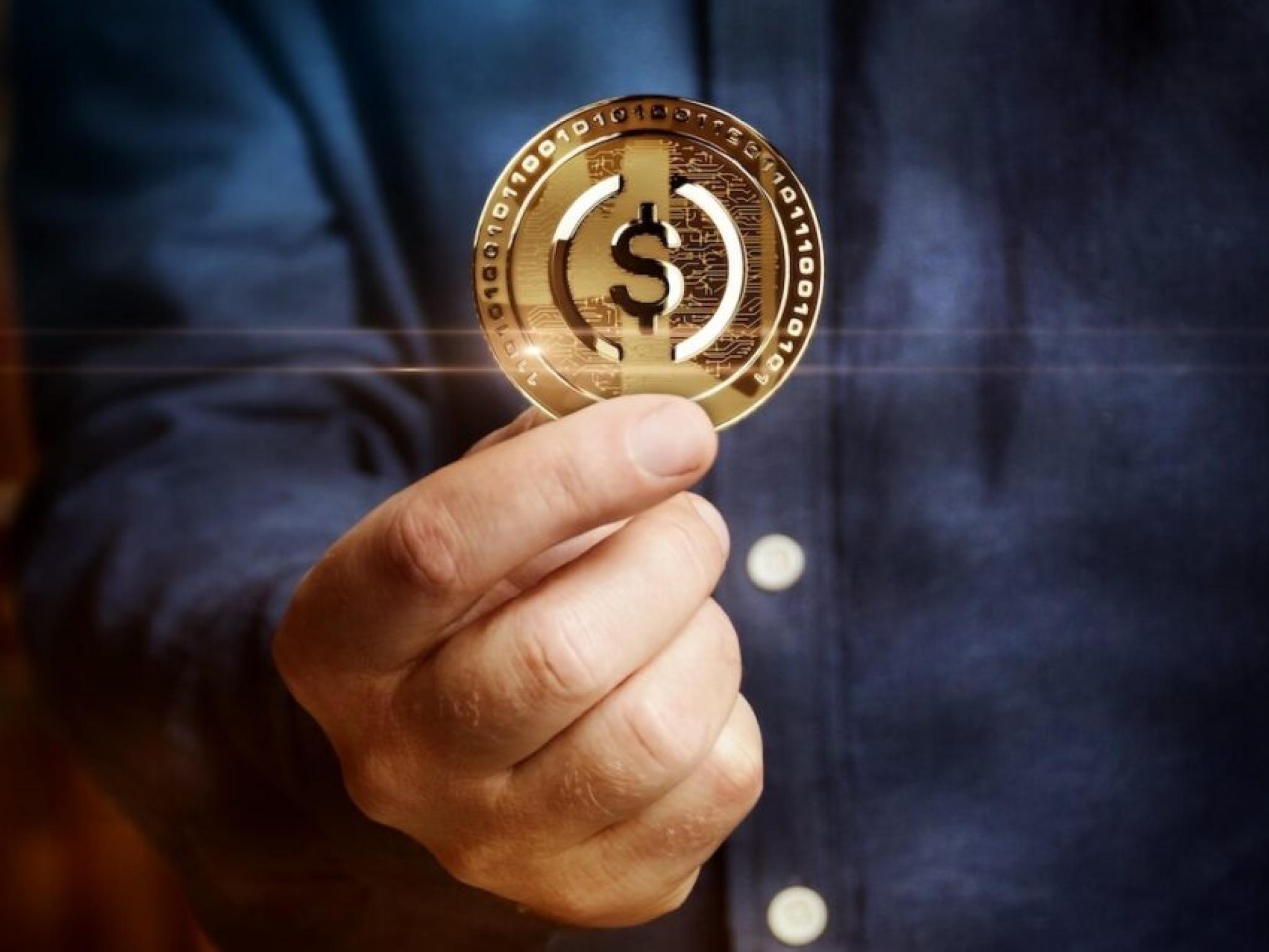 쇼피파이, 코인베이스·스트라이프와 손잡고 USDC 스테이블코인 결제 도입