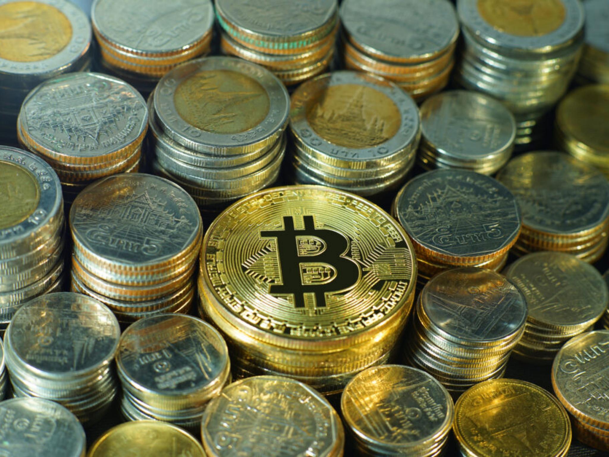 파월 의장 관세 불확실성 언급에 비트코인·이더리움·도지코인 횡보...전문가 `BTC 2개 핵심 가격대 주목`