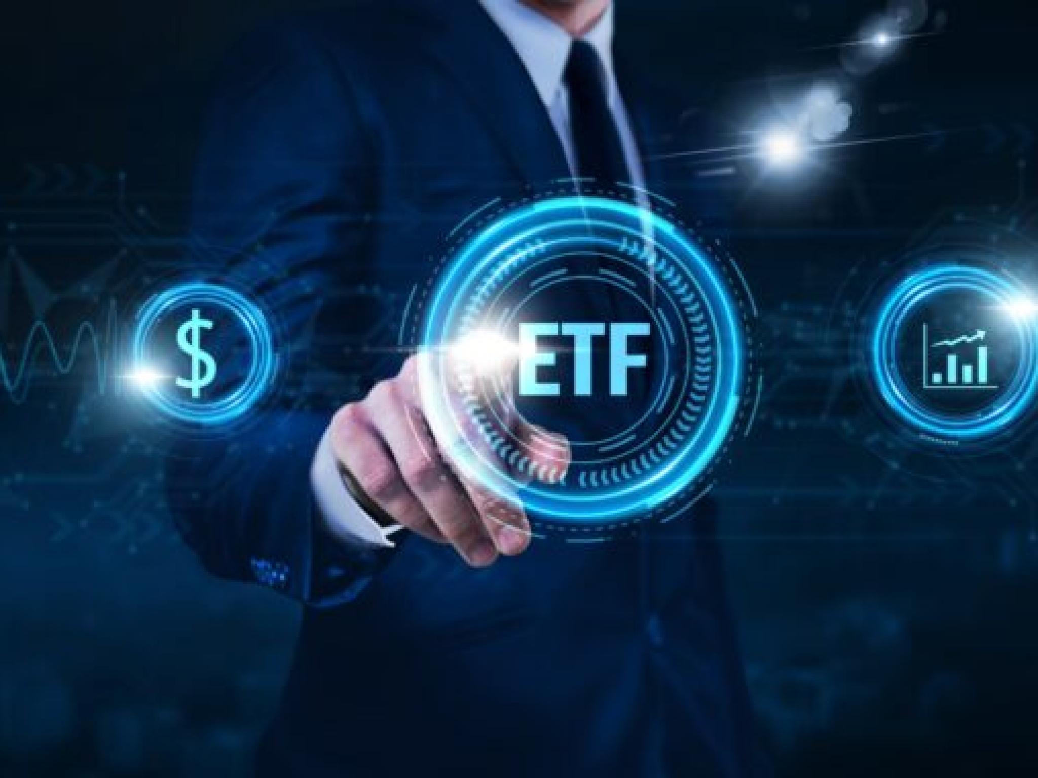 액티브 채권형 ETF, 2025년 조용한 강세 주도