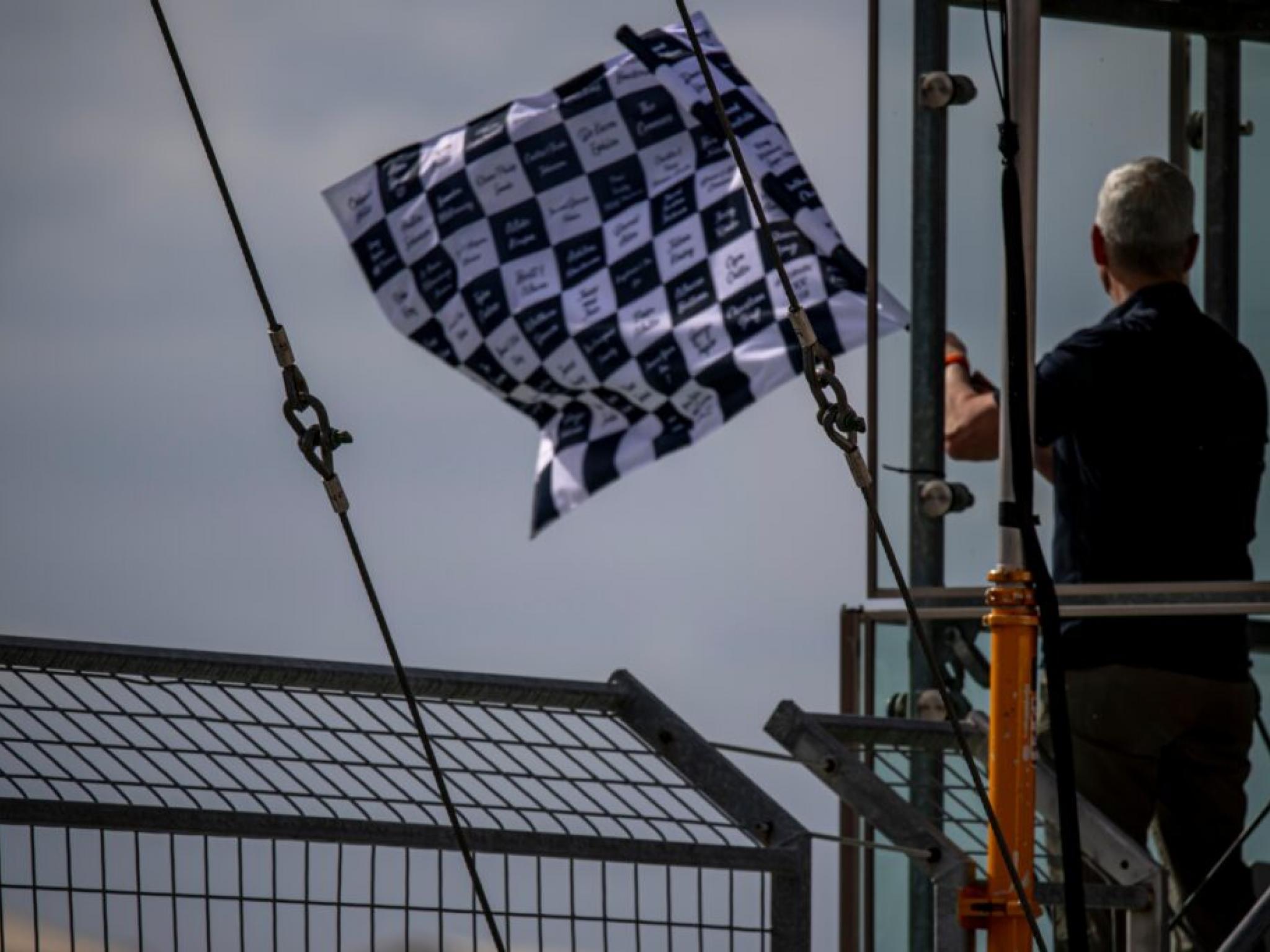 애플 F1 영화에 3억달러 쏟아부었지만 수익은 `글쎄`