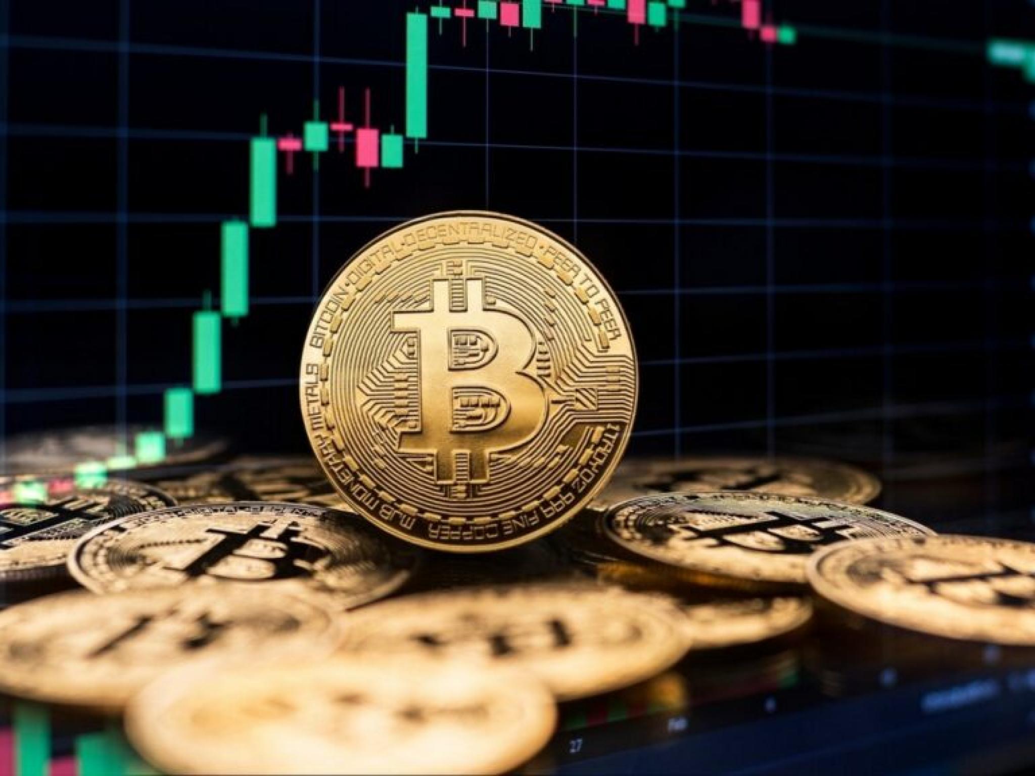 비트코인 사상 최고가 11만8909달러 돌파...이더리움·XRP 8% 급등