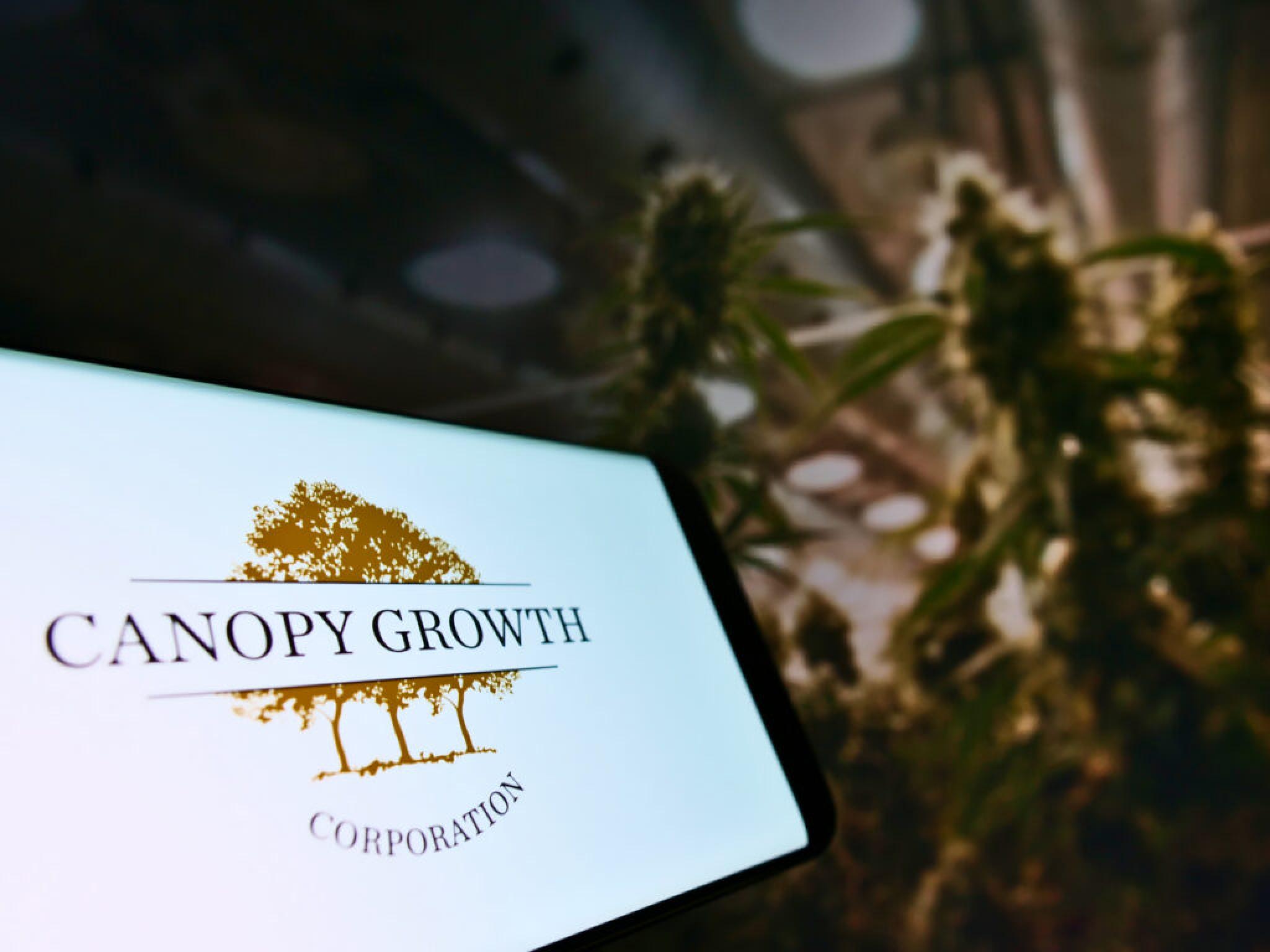 L’essor de la consommation de cannabis récréatif stimule les ventes de Canopy Growth, mais une perte plus large affecte les marges3 min de lecture