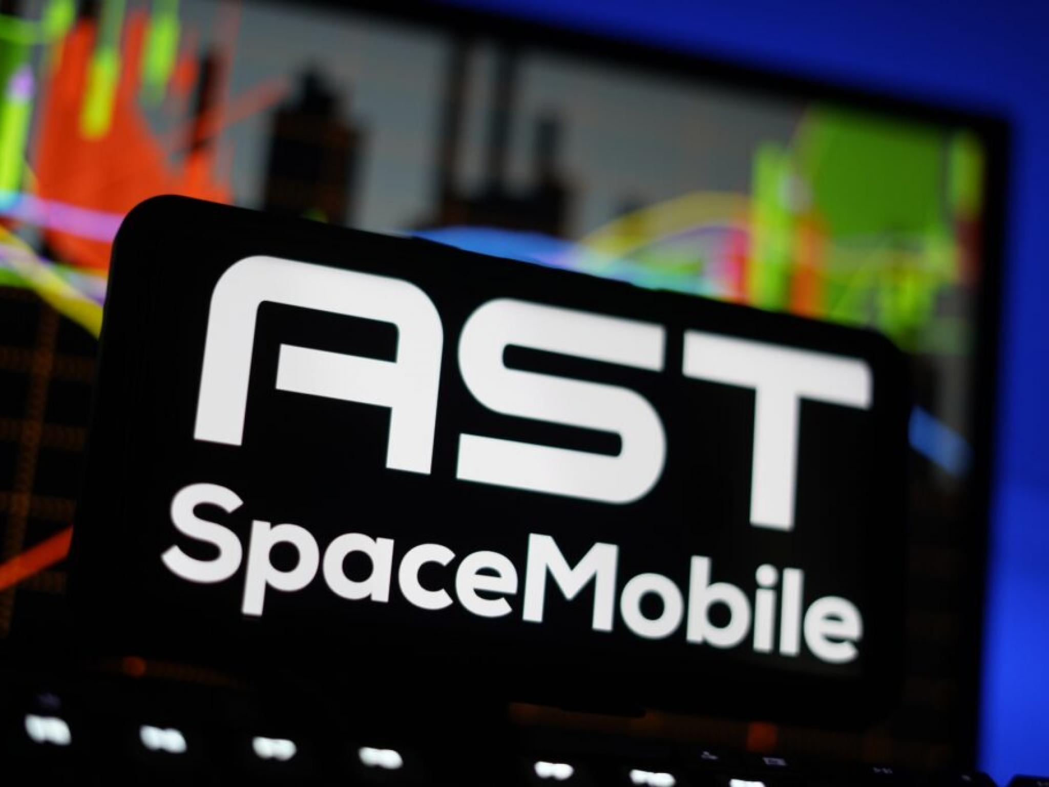AST 스페이스모바일, 美정부와 8건 계약 체결...2026년까지 45~60기 위성 배치 계획