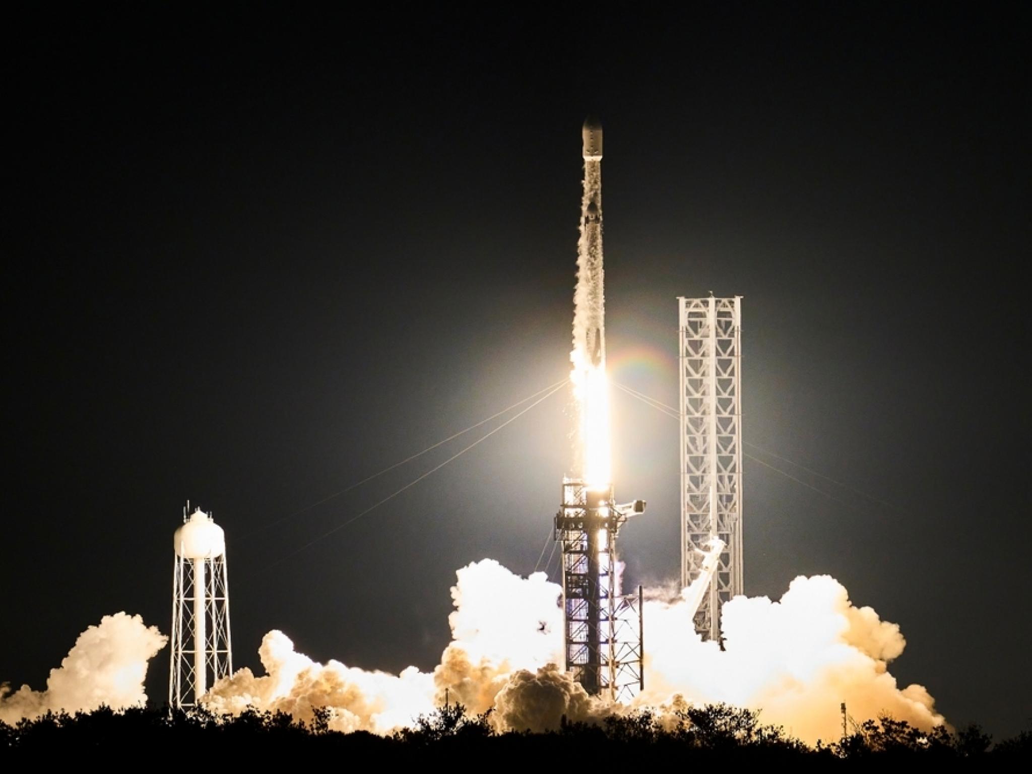 보잉, X-37B 우주선 8차 임무 발사 성공에 주가 상승