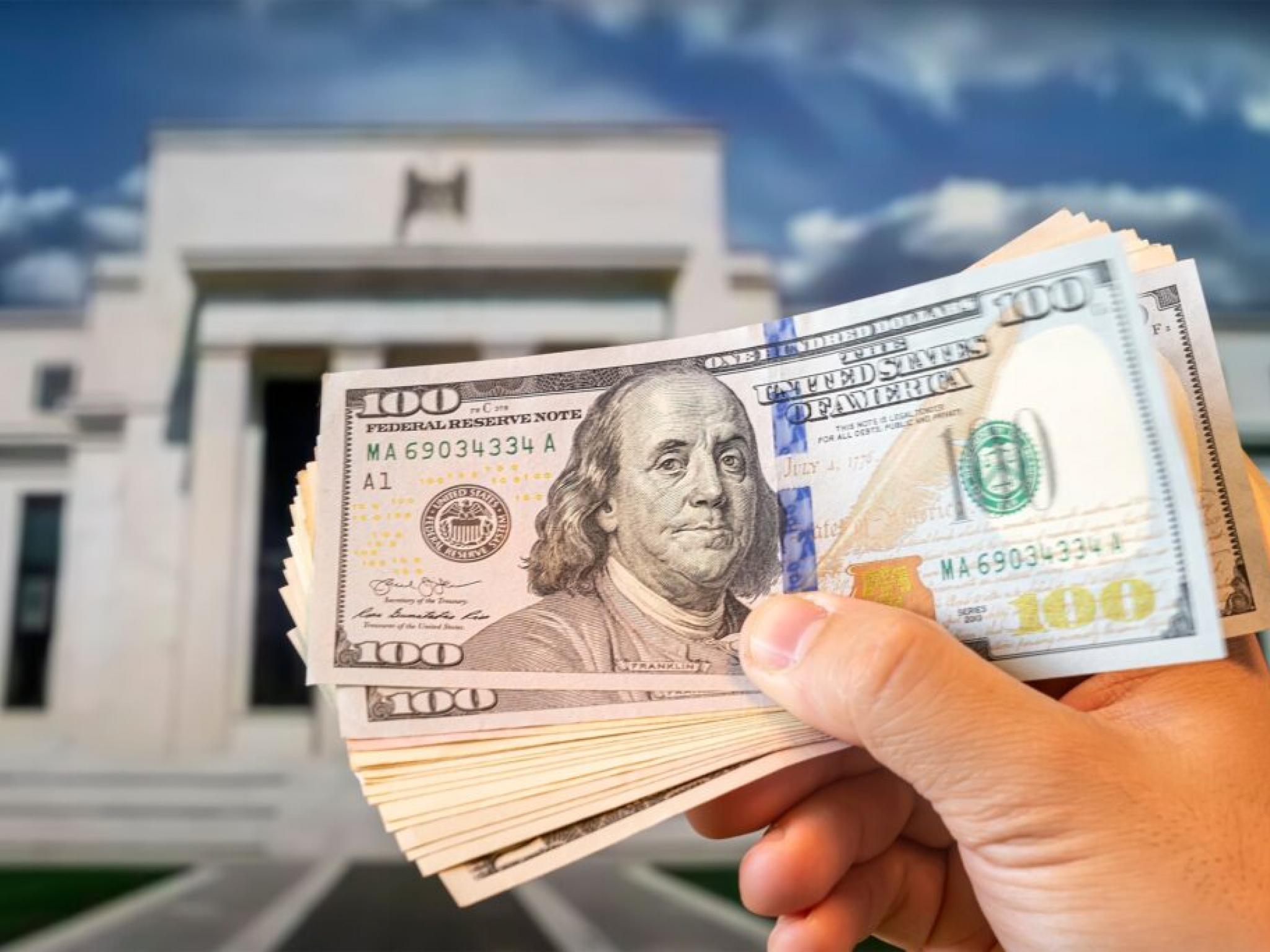 美 사회보장·메디케어 2034년 고갈 위기...채권시장 폭락 촉발할 수도