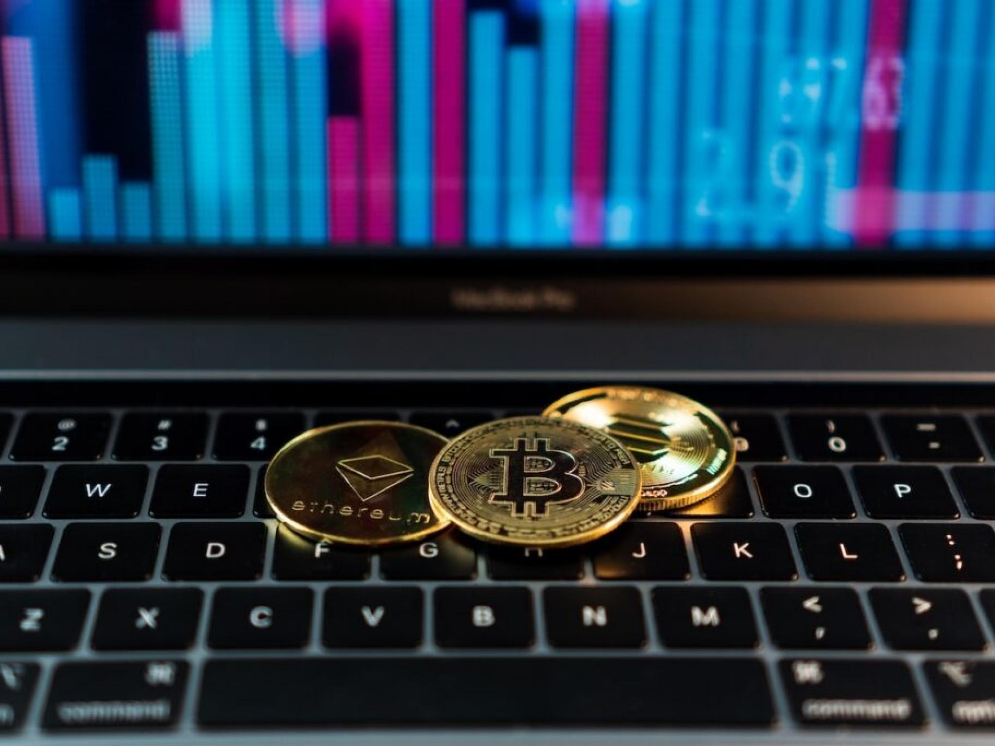 포워드 인더스트리스, 솔라나 16억달러어치 매입...마이클 세일러의 BTC 매집 전략 이어가