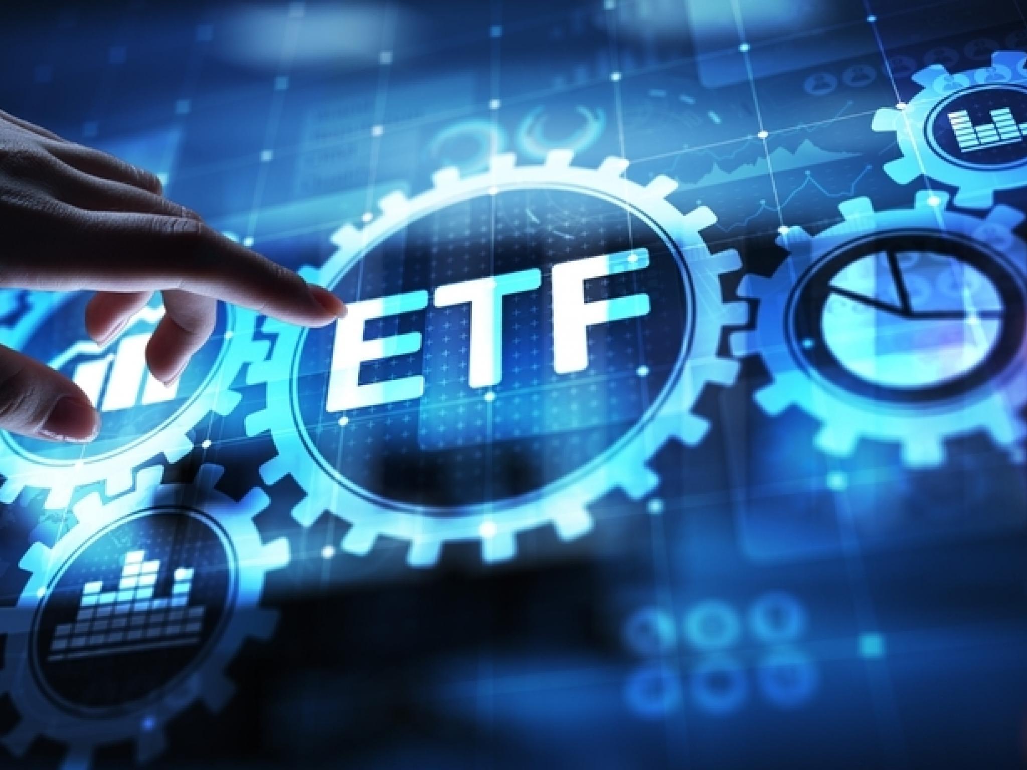 4분기 유망 ETF 4종과 투자 주의 종목 1개