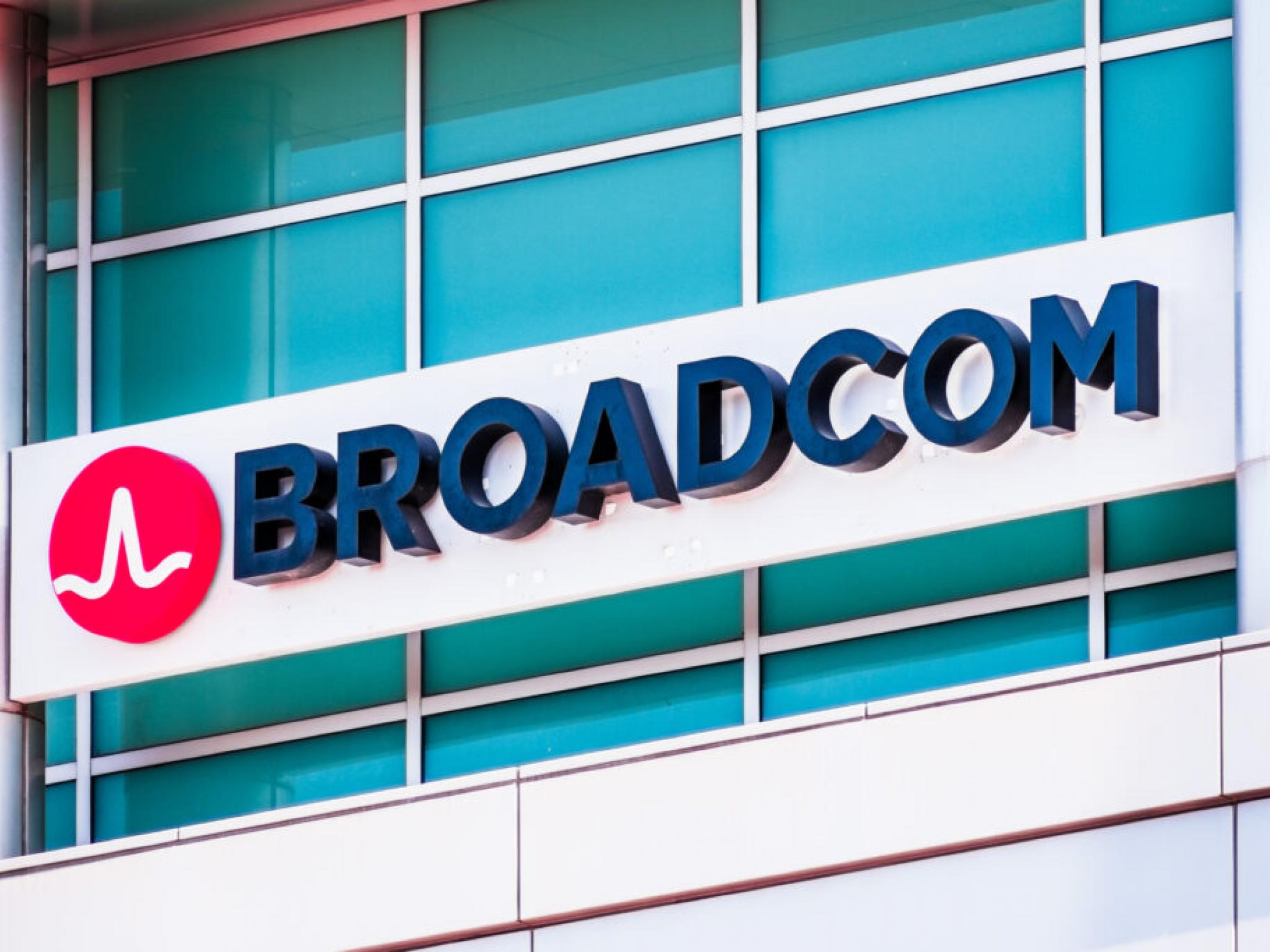  broadcom-to-rally-more-than-12-here-are-10-top-analyst-forecasts-for-tuesday 