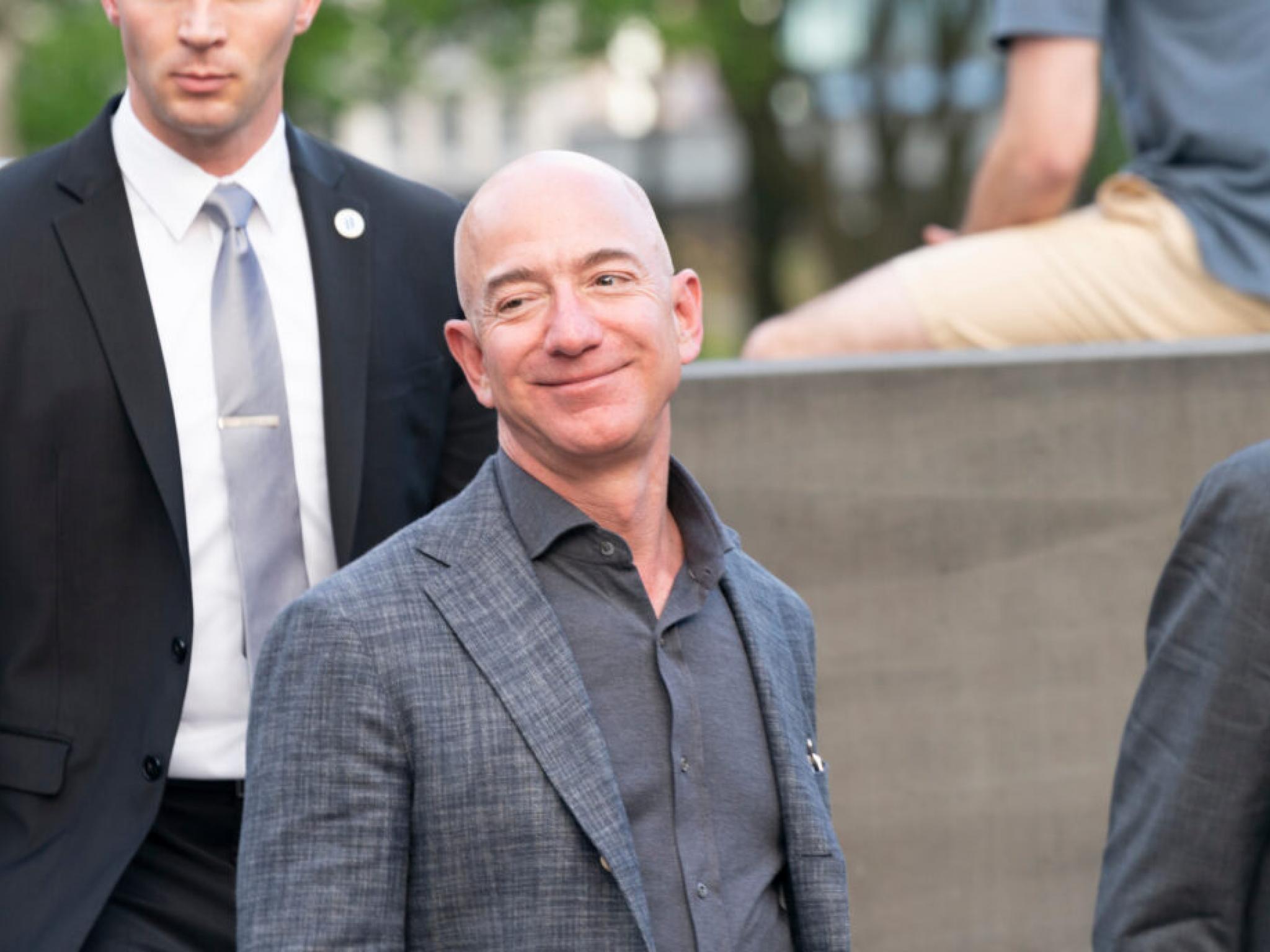  jeff-bezos-touts-data-centers-in-space-as-samsung-and-openai-plan-floating-data-centers-in-the-ocean 