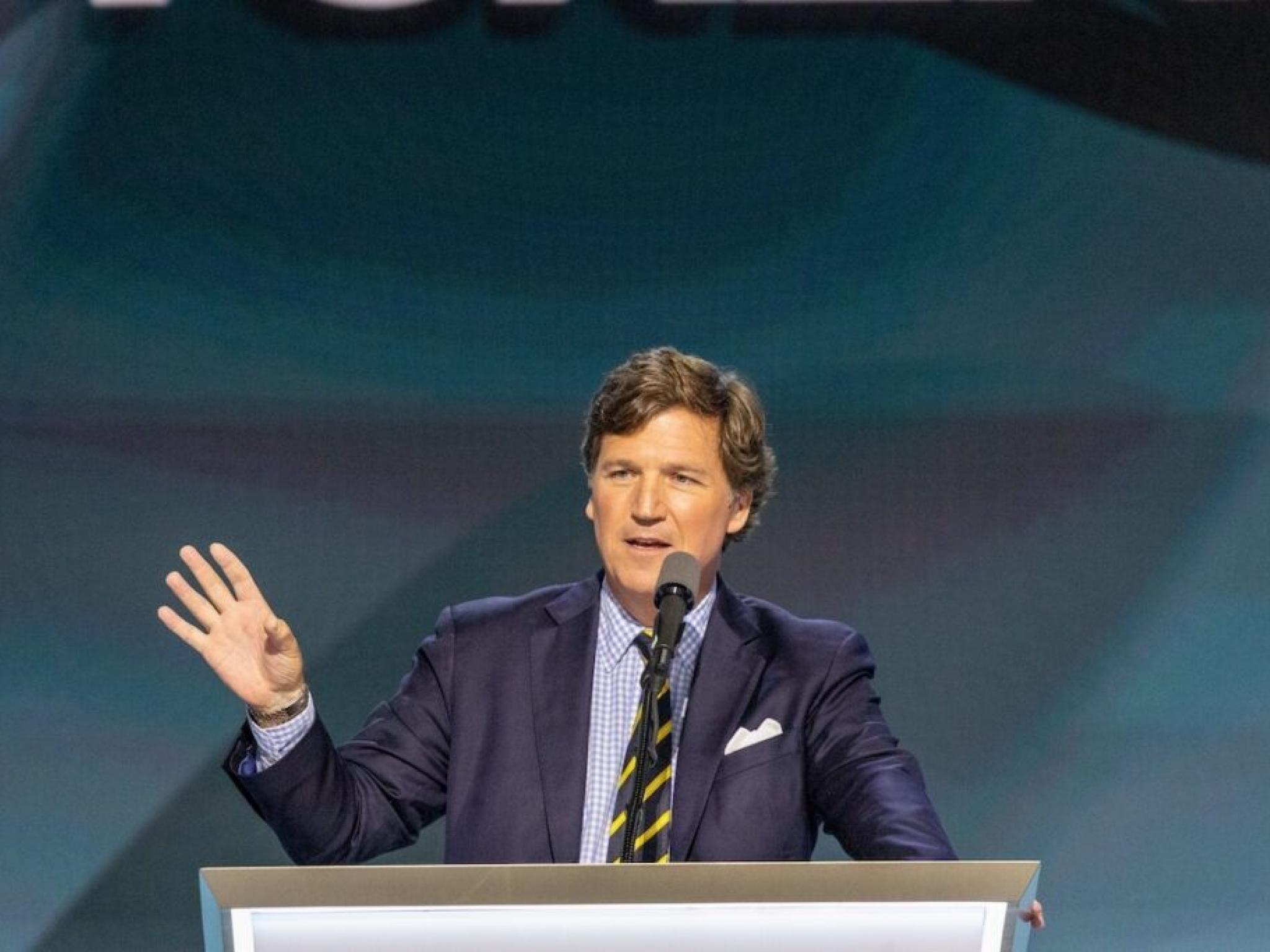  elon-musk-joe-rogan-or-tucker-carlson-peter-schiff-invites-suggestions-on-who-should-moderate-his-debate-with-changpeng-zhao 