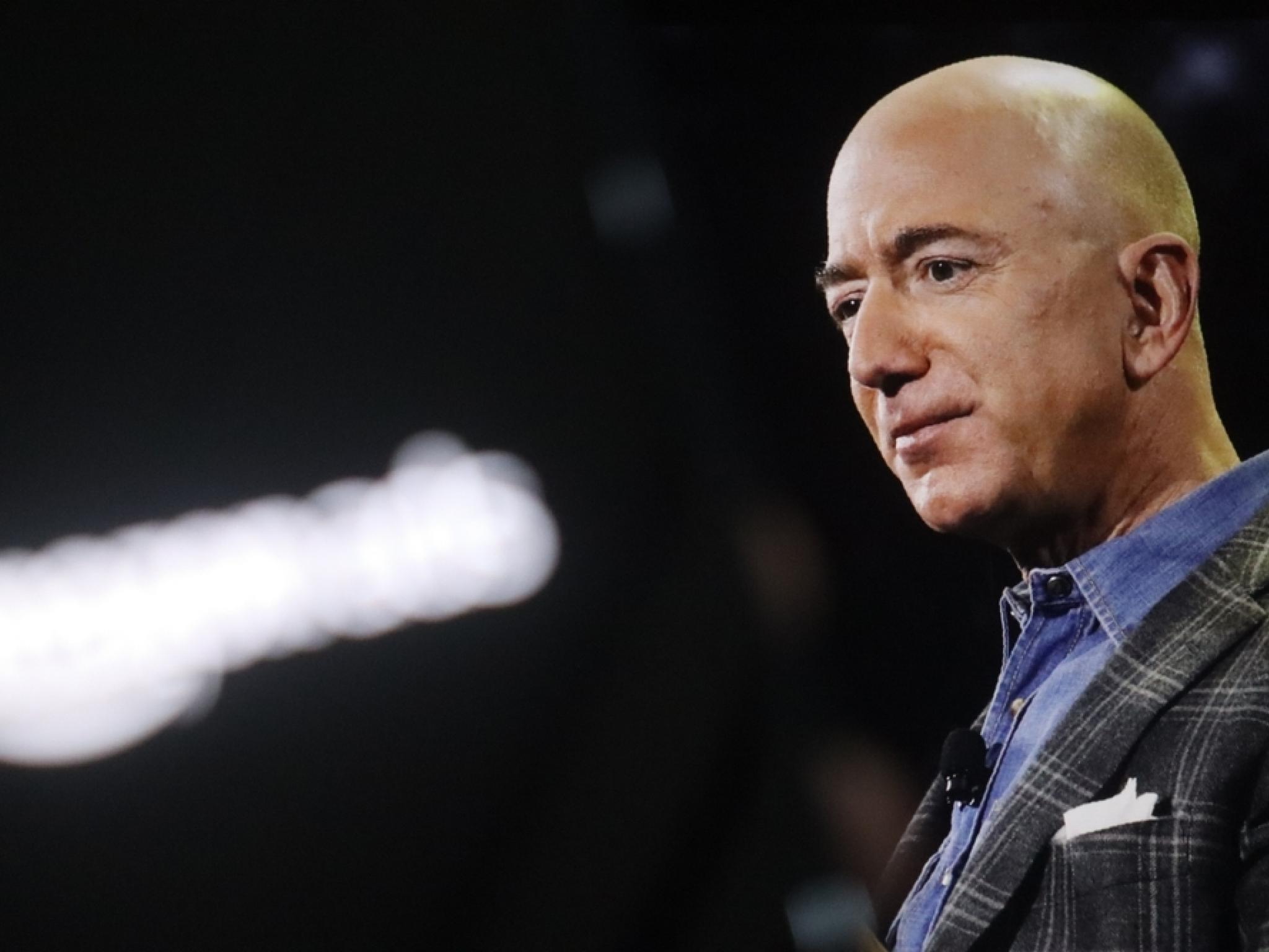 jeff-bezos-isnt-a-fan-of-compromise-as-a-way-of-overcoming-disagreements--here-is-what-the-amazon-founder-does-instead