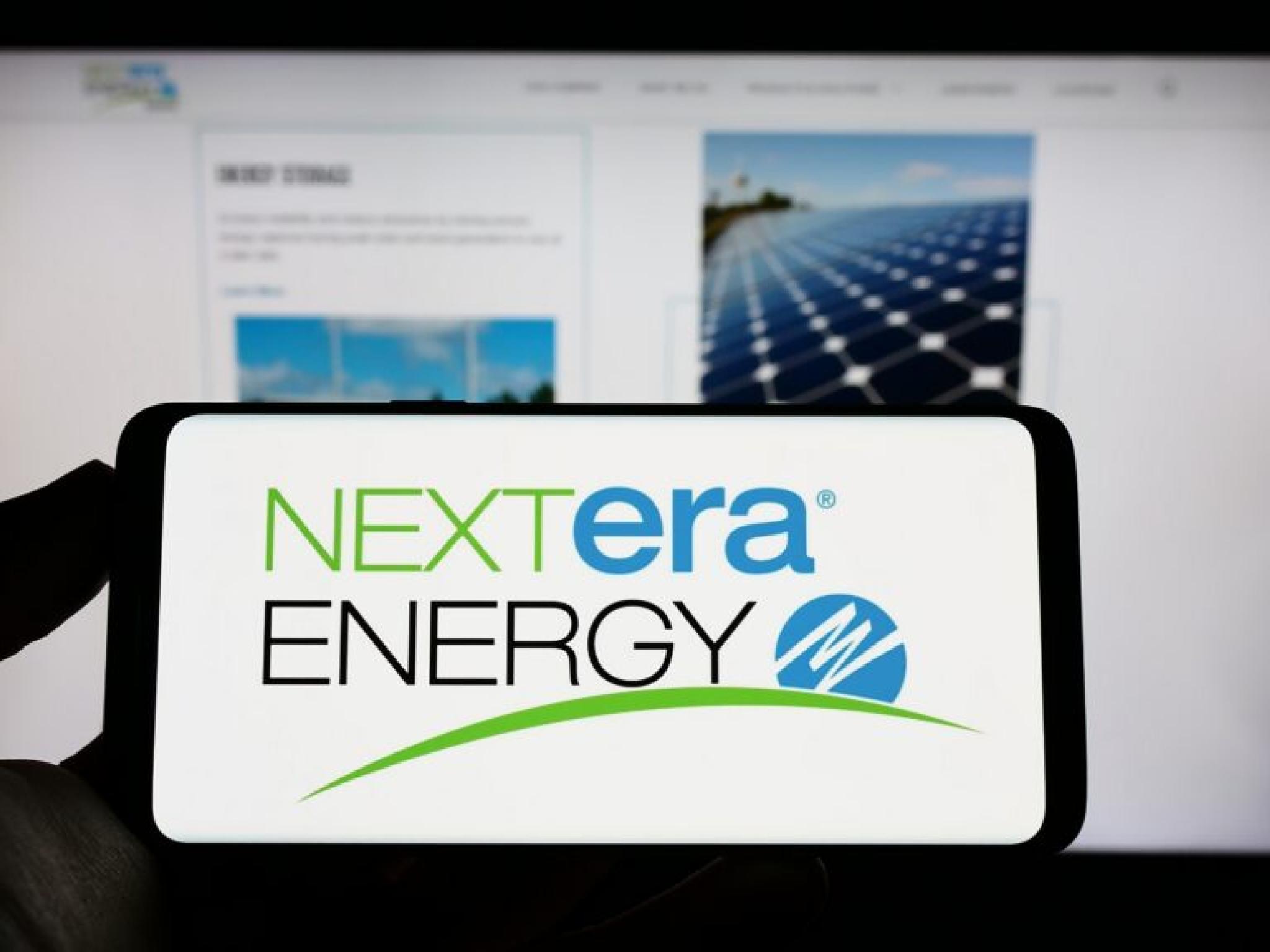  whats-going-on-with-nextera-energy-stock 