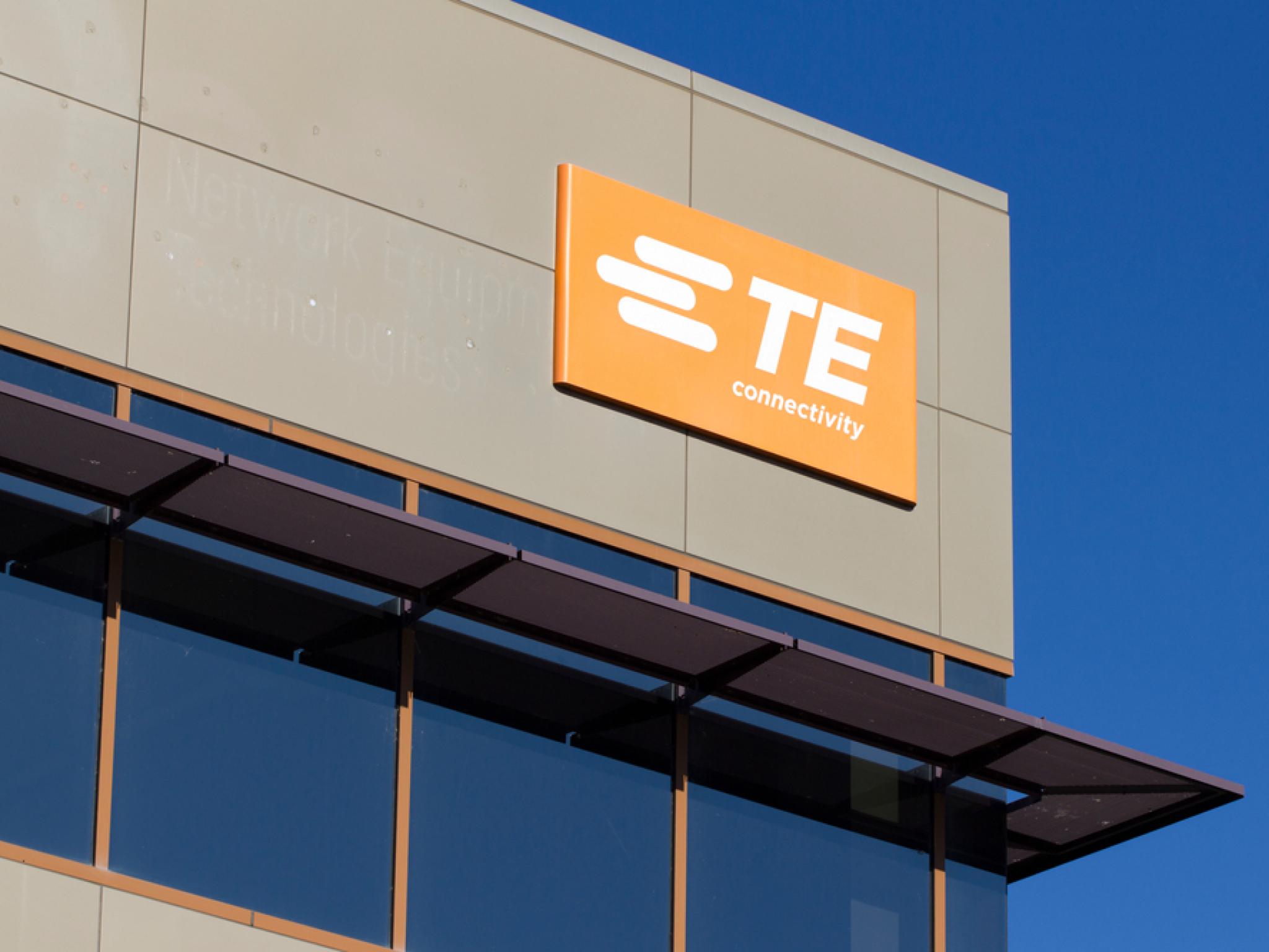 Le PDG de TE Connectivity annonce une forte croissance à venir alors que les commandes d’IA et d’énergie augmentent