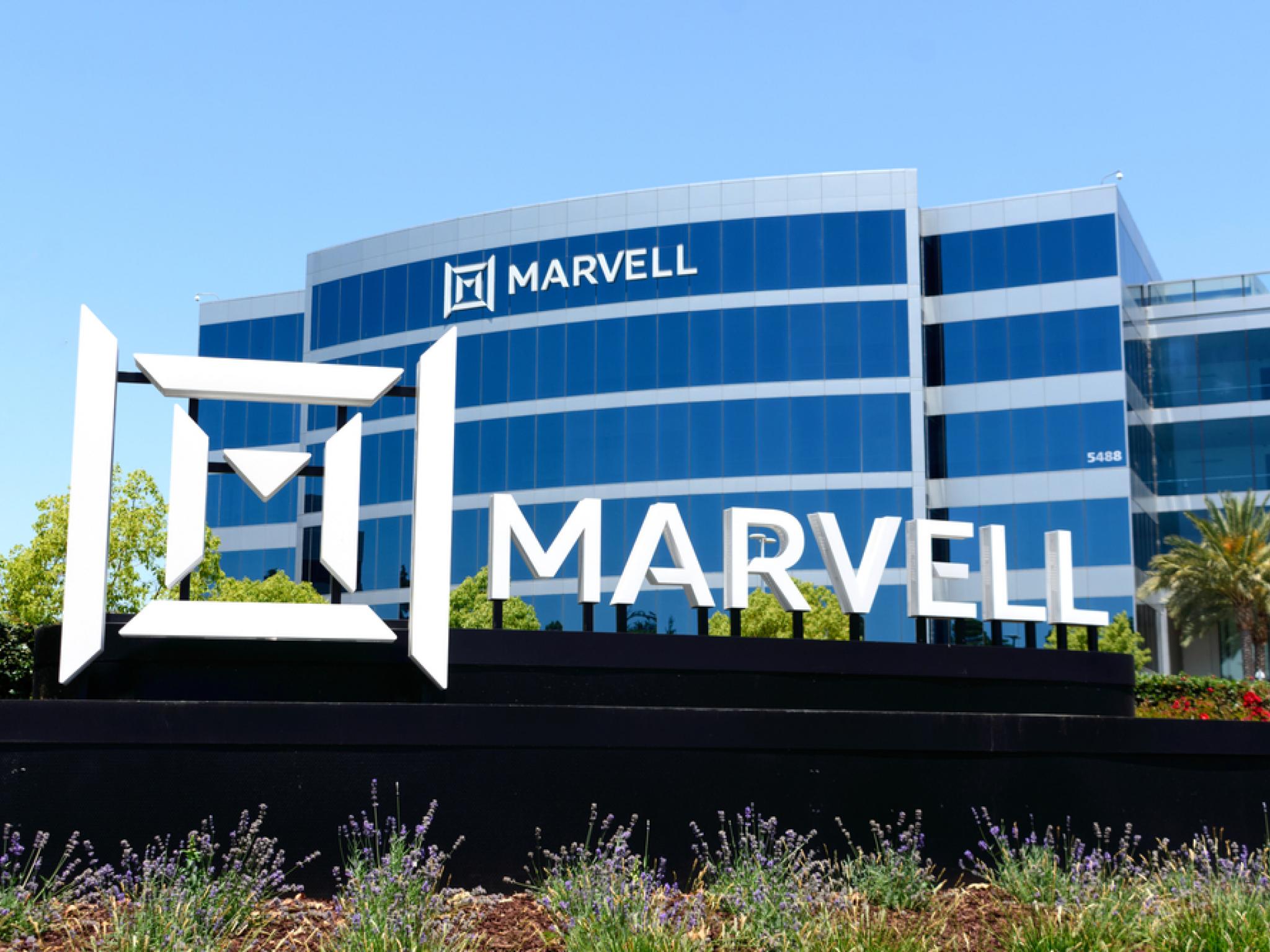  amazons-trainium-push-adds-fuel-to-marvells-2026-growth-outlook 