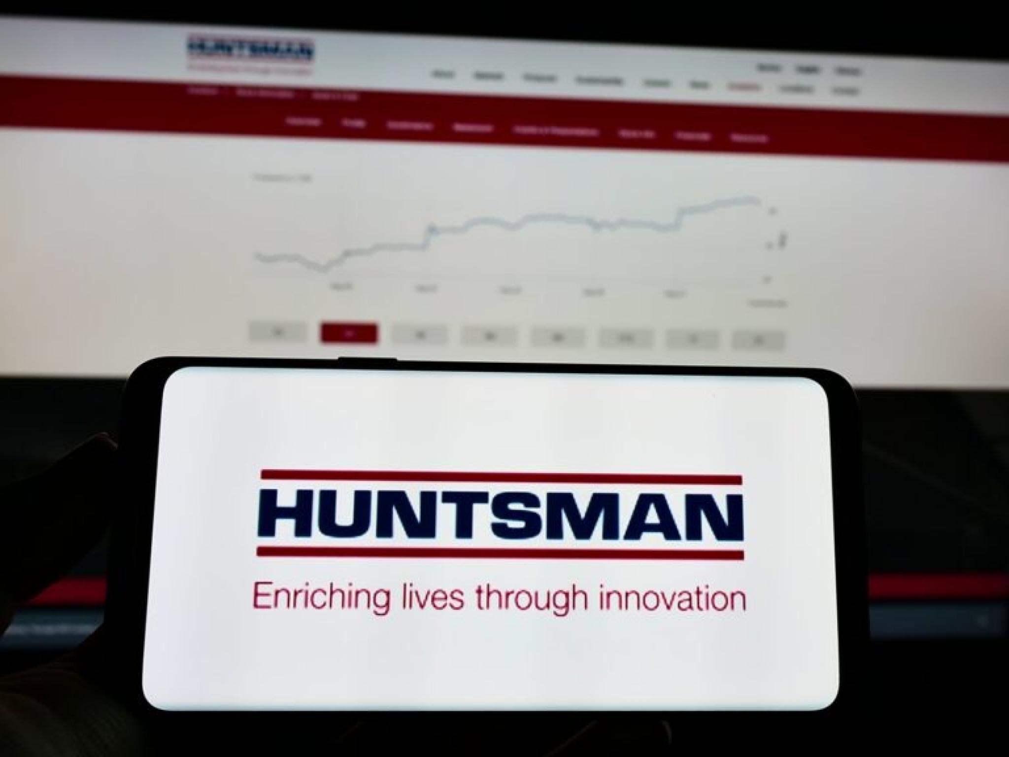  wall-streets-most-accurate-analysts-spotlight-on-3-materials-stocks-delivering-high-dividend-yields 