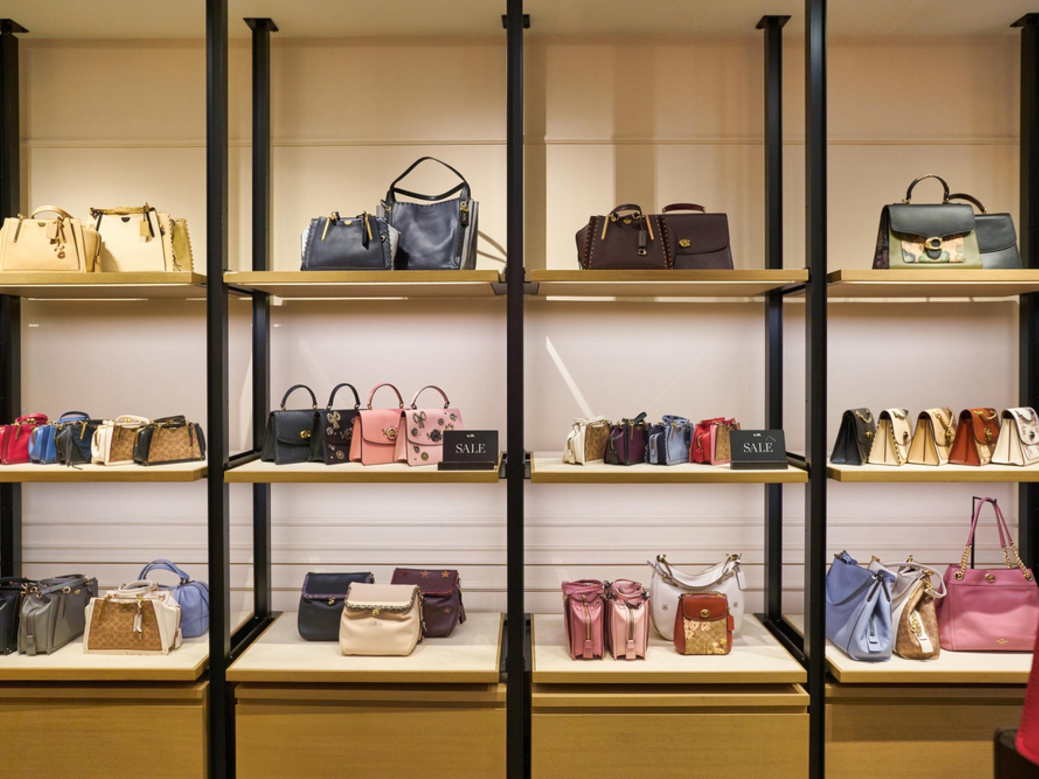  tapestry-stock-falls-despite-q1-earnings-beat-raised-fy26-guidance 