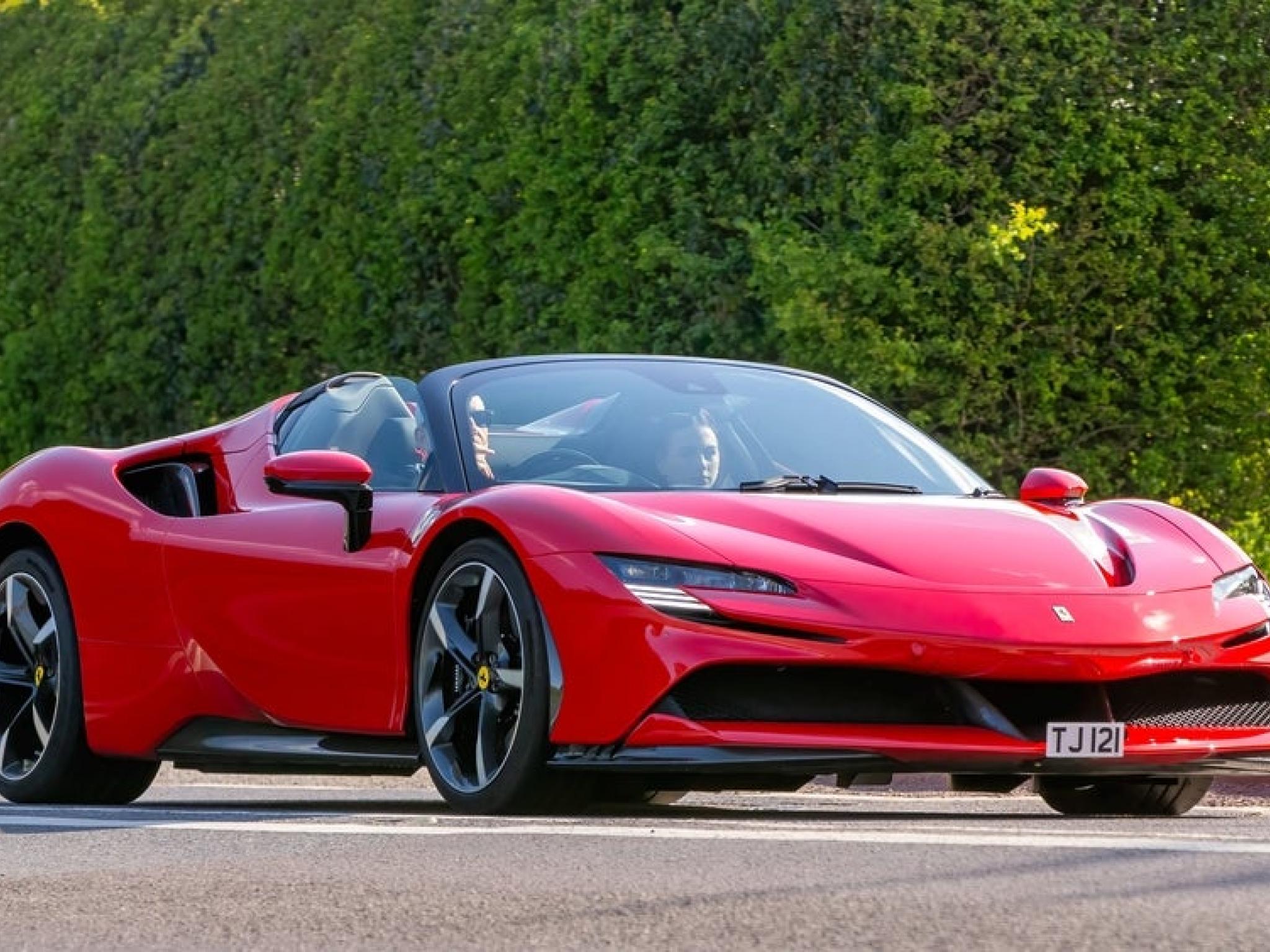  ferraris-amalfi-wins-over-under-40s--bookings-now-stretch-into-2027 