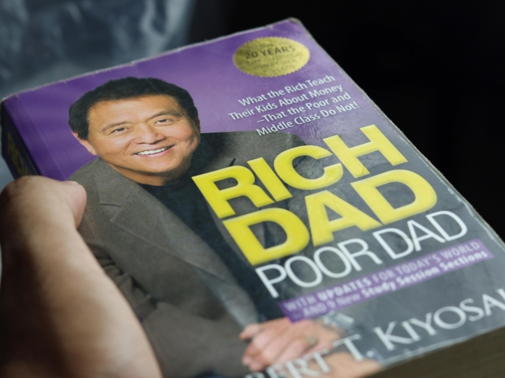 Robert Kiyosaki prédit que le Bitcoin atteindra les 250 000 dollars