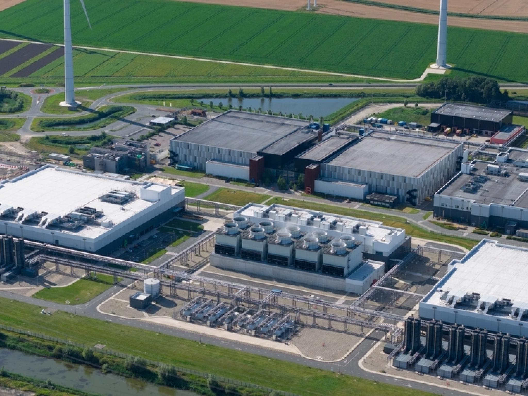  4-real-opportunities-hiding-behind-the-ai-hype 