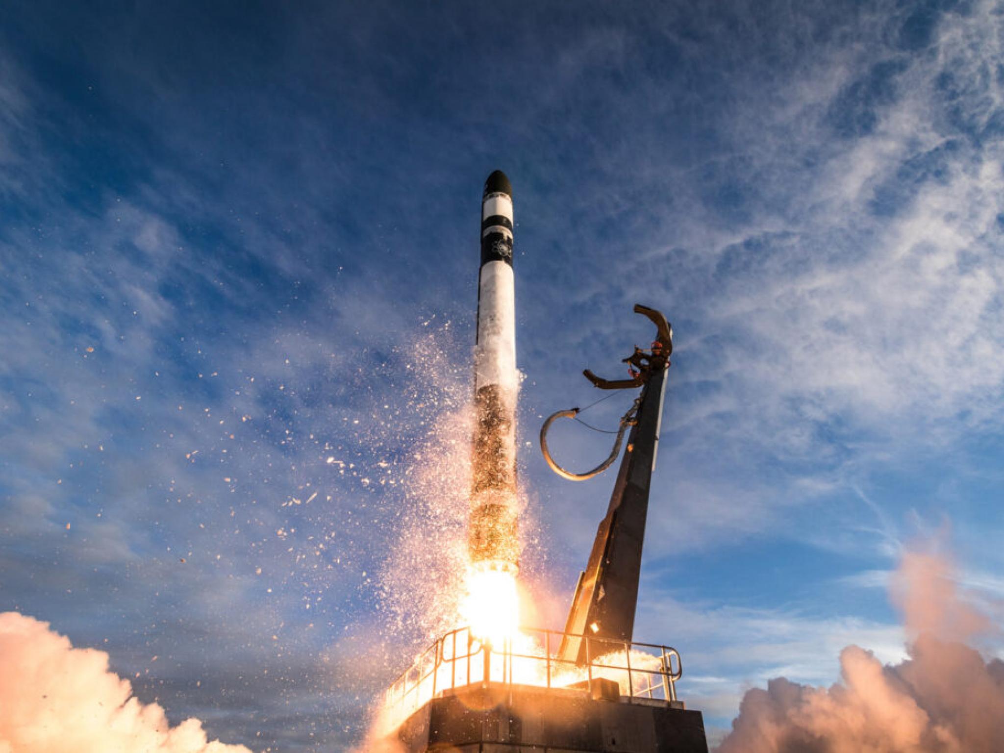  rocket-lab-stock-rises-on-q3-earnings-beat-strong-guidance-new-annual-launch-record-is-just-days-away 