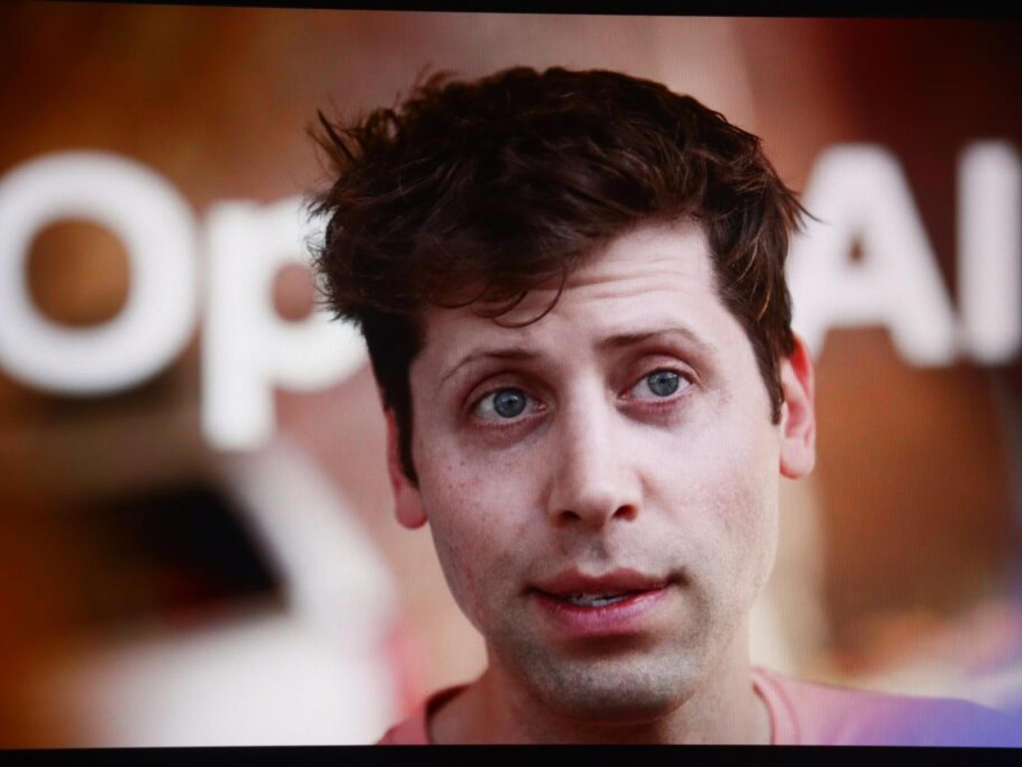  scott-galloway-warns-of-potential-openai-collapse-triggering--an-ugly-market-shock-going-to-be-nowhere-to-hide 