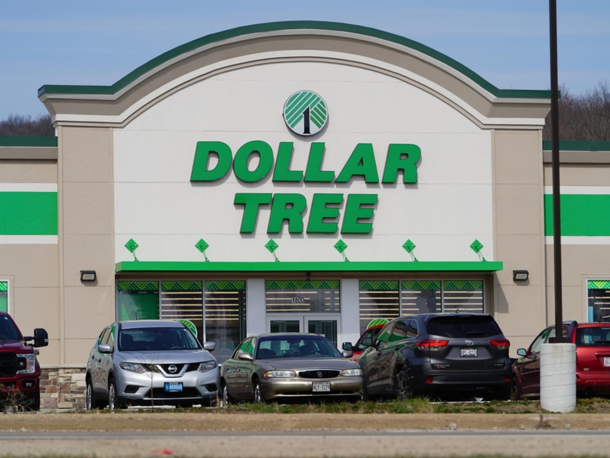  this-dollar-tree-analyst-turns-bearish-here-are-top-5-downgrades-for-thursday 