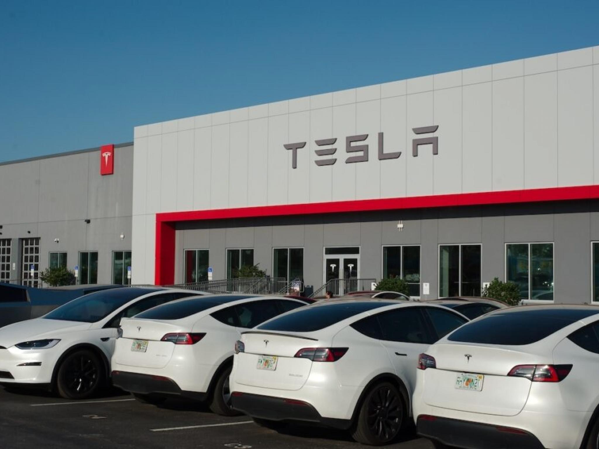  tesla-showroom-fire-destroys-24-vehicles-in-france--authorities-suspect-arson-report 