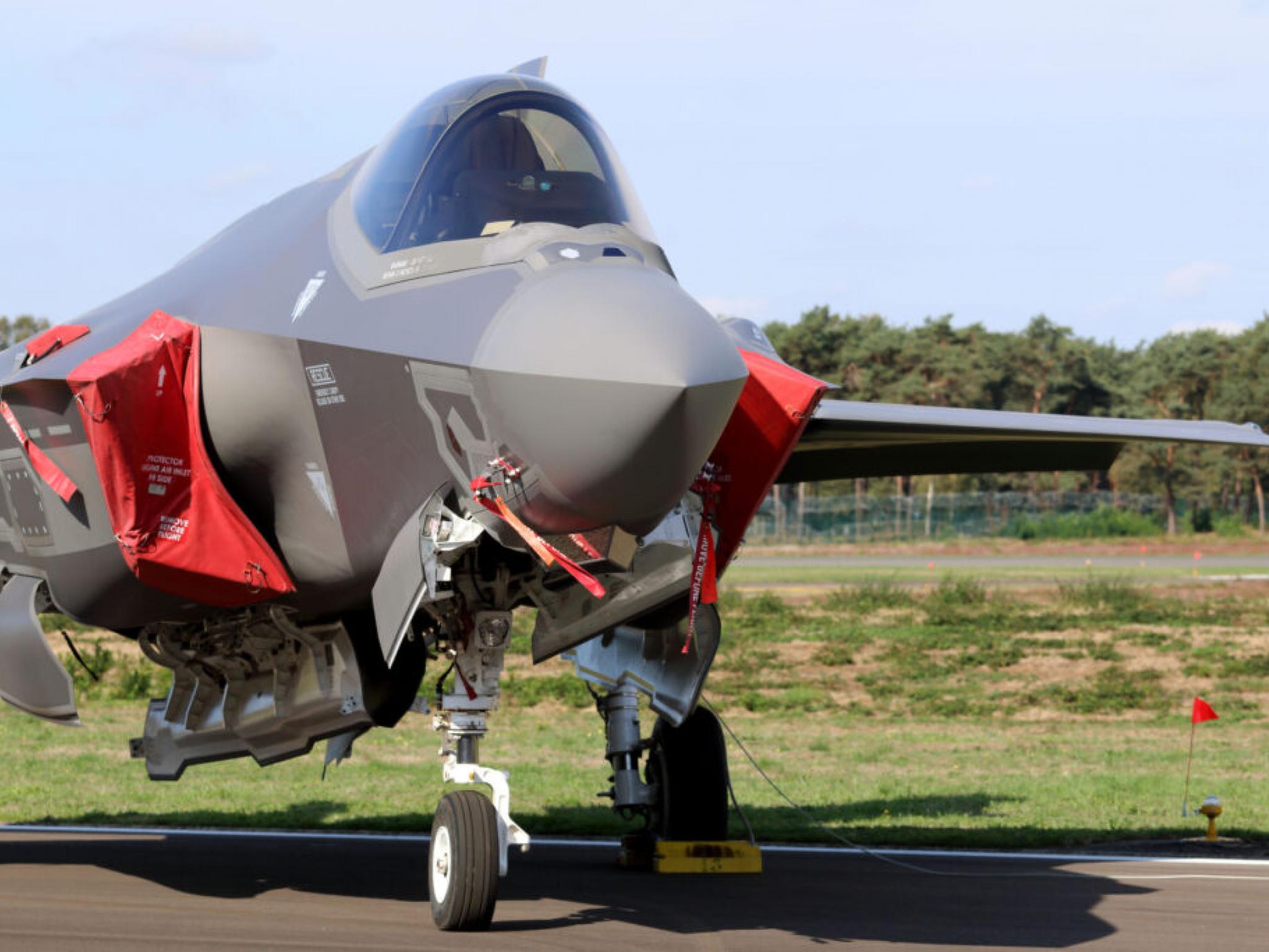 Trump dit : “Nous allons vendre” des avions F-35 à l’Arabie saoudite, avant la visite du prince héritier à la Maison Blanche