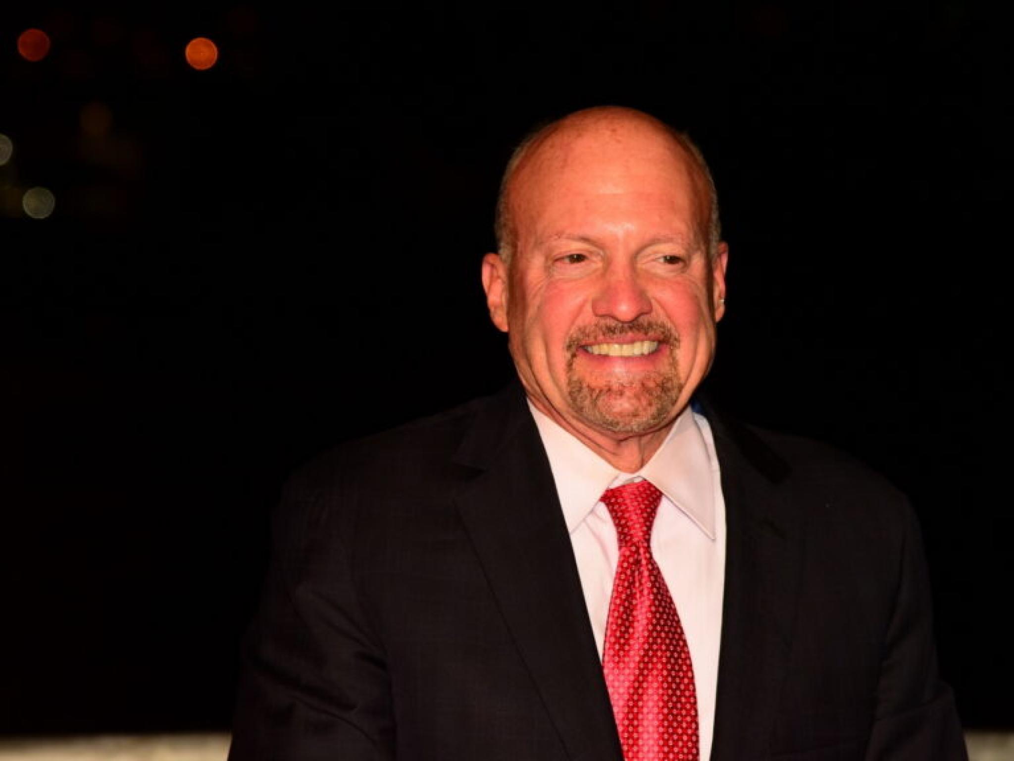 Jim Cramer dit qu’il aime le Bitcoin, mais n’est pas fan du “cabinet” qui tente de maintenir le BTC au-dessus de 90 000 $.