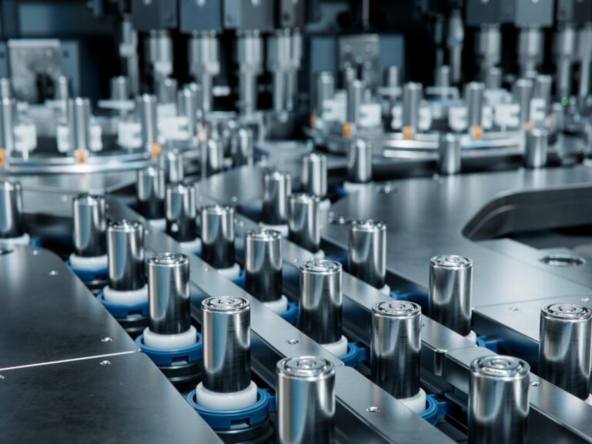  this-major-tesla-lithium-supplier-jumps-in-momentum-ranking-amid-strong-price-trend 