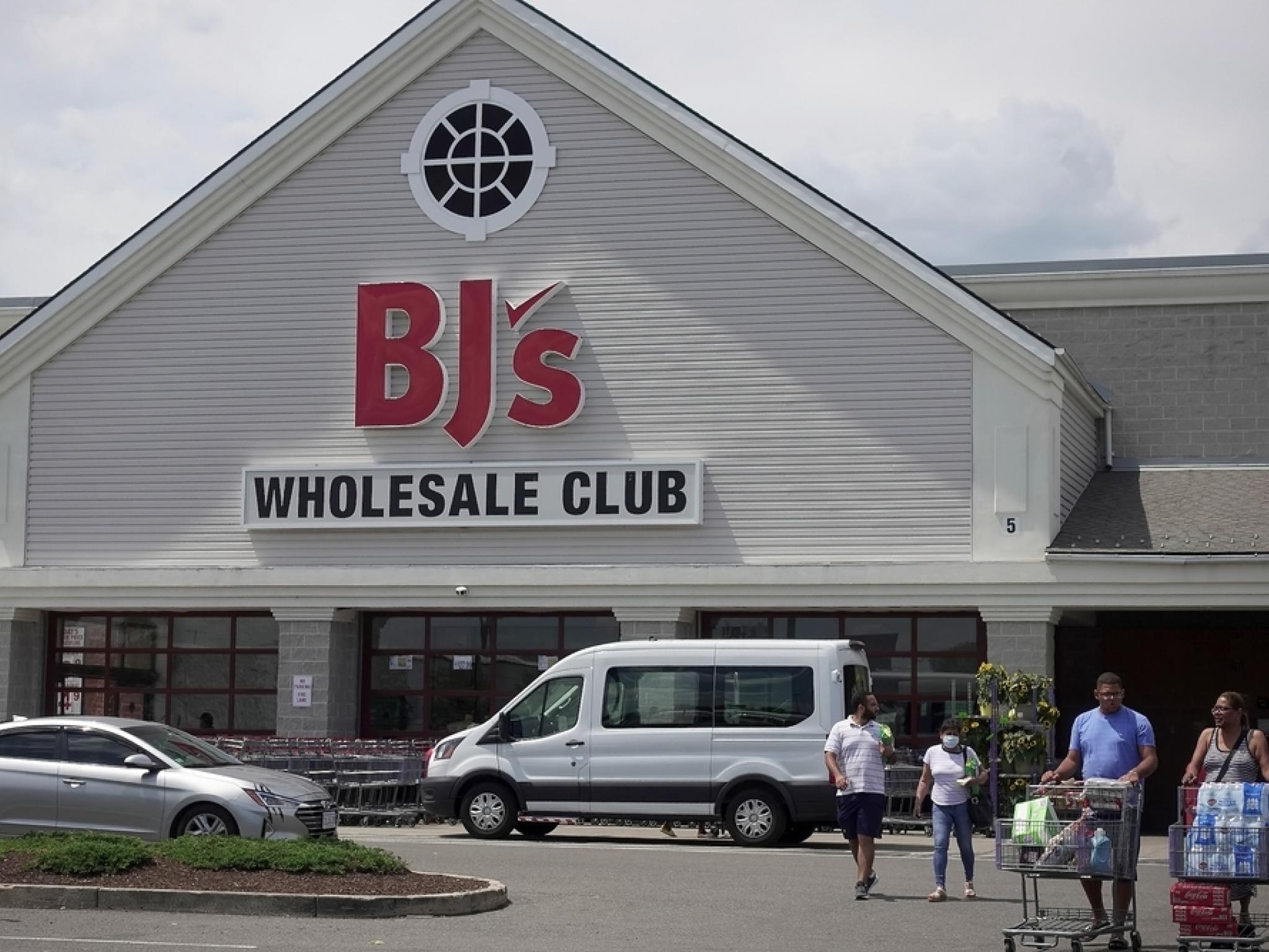  bjs-wholesale-club-intuit-and-3-stocks-to-watch-heading-into-friday 