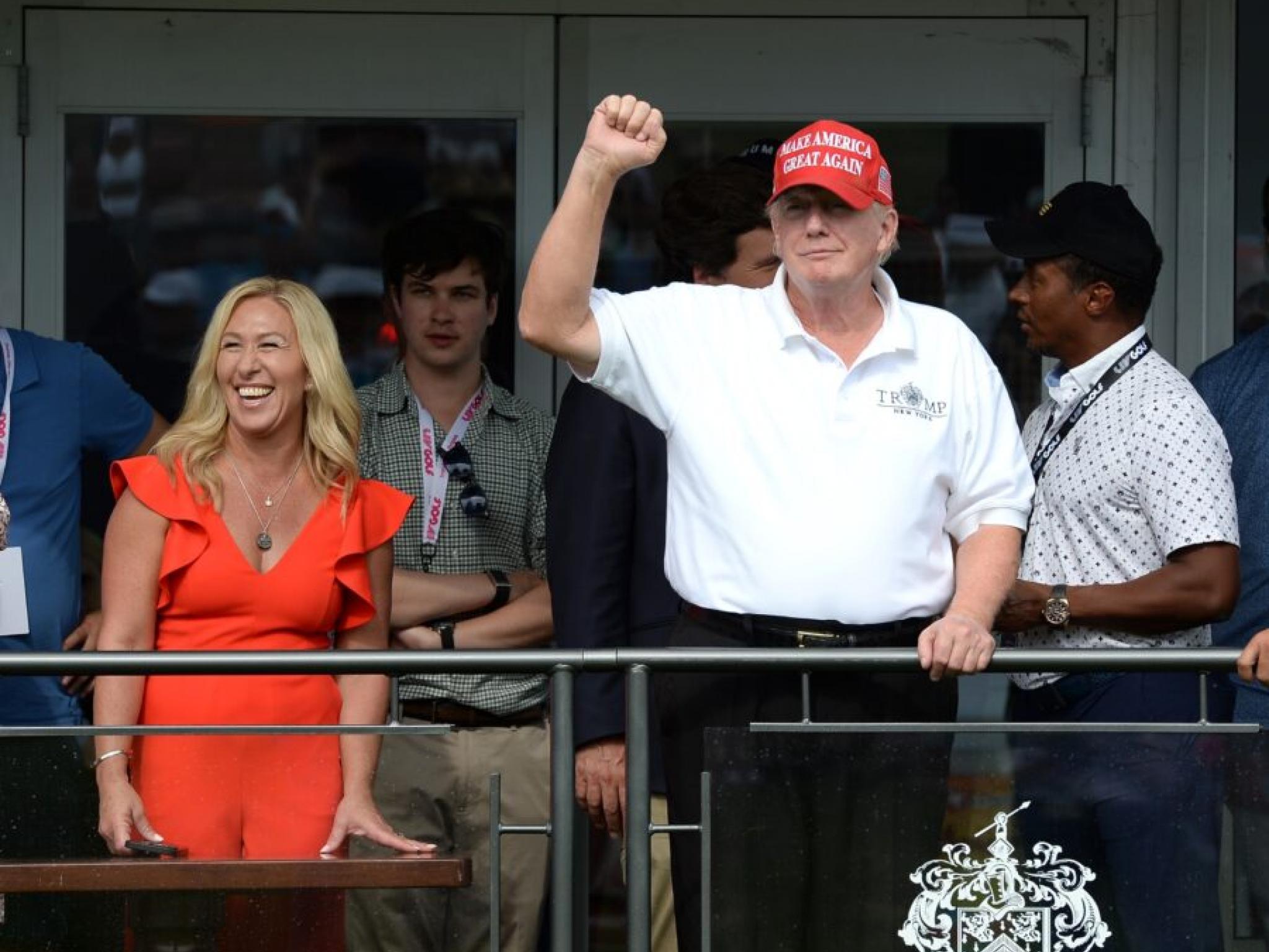 Heures après le désaveu public de Marjorie Taylor Greene, Trump répond avec retenue : “Elle est une personne gentille”