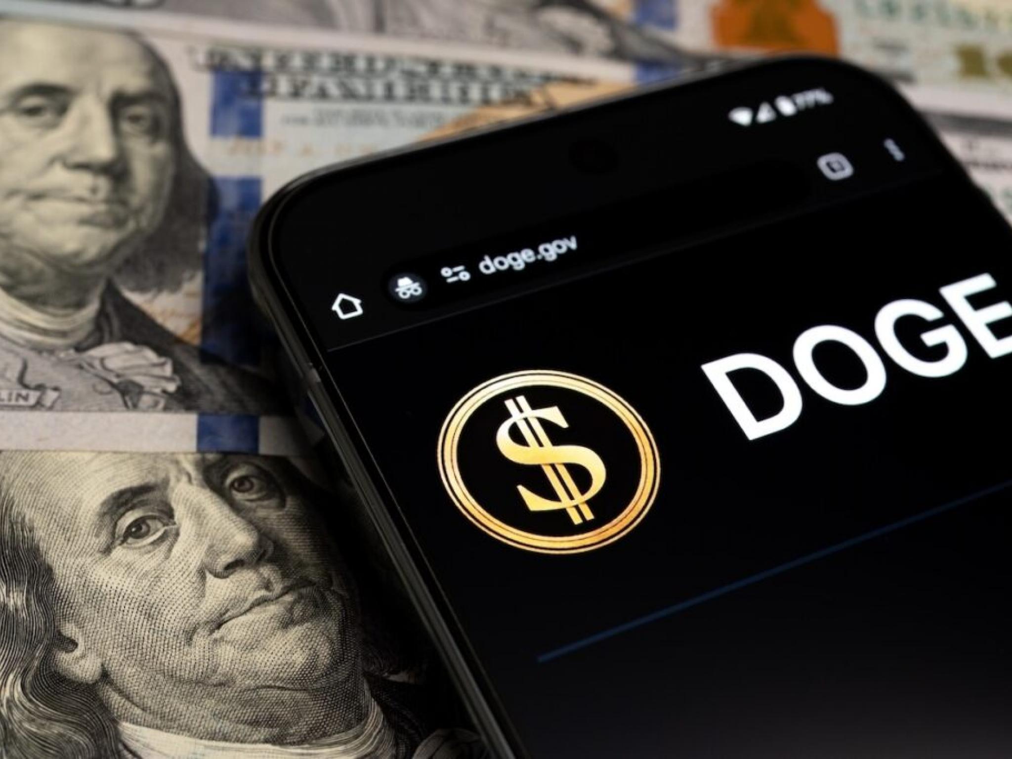 DOGE dit que les nouvelles de sa disparition sont grandement exagérées, promet un retour “dans quelques jours” : Trump a reçu un “mandat” des Américains…