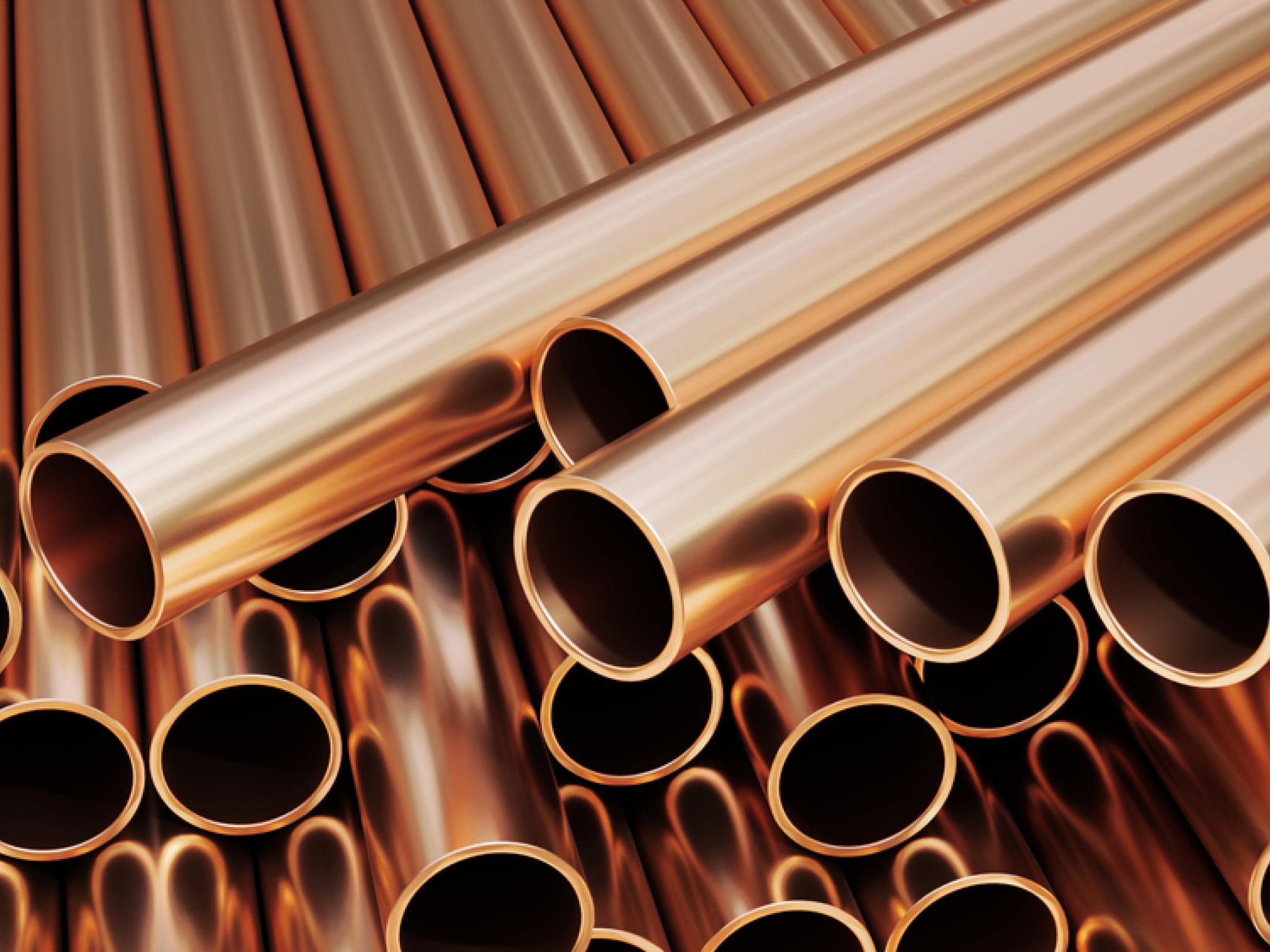 Le cuivre voit une hausse de prix en 2026, tandis que des forces de marché divergentes suscitent l’alarme