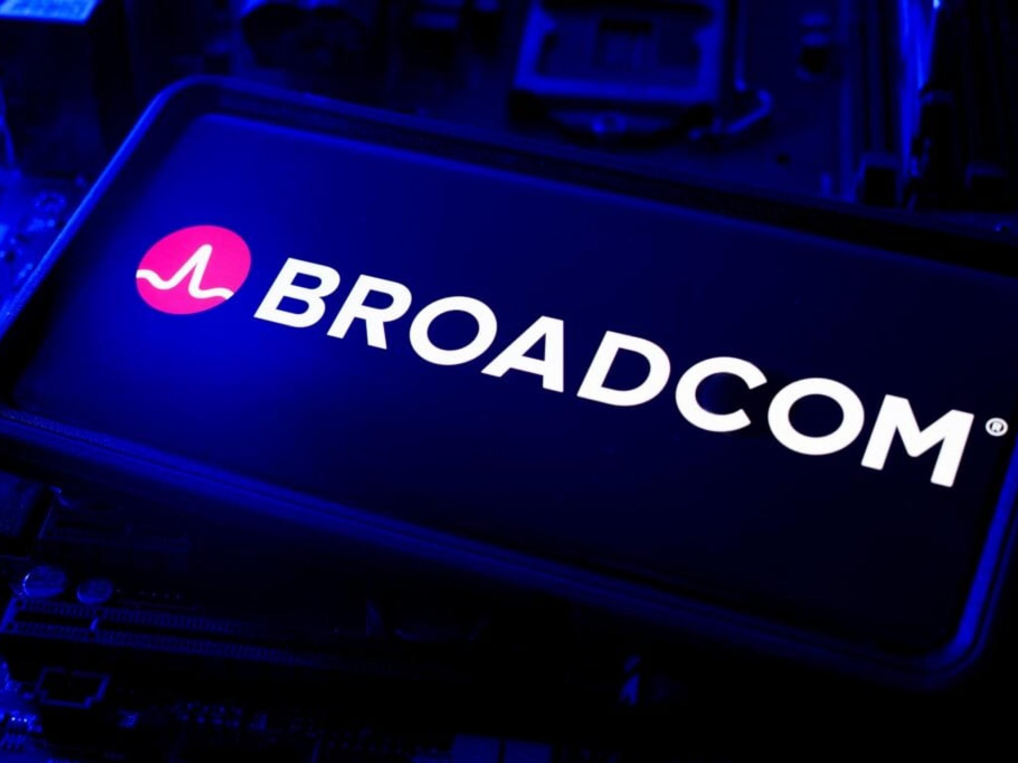 Broadcom va-t-il rebondir de 13 % ? Voici les 10 principales prévisions des analystes pour mercredi