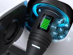  electric-pickups-and-suvs-continue-to-power-up-gm-and-fords-ev-progress 