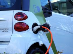  kids-pushing-parents-to-buy-electric-vehicles-study 
