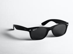  privacy-concerns-being-raised-over-new-facebook-smart-glasses 