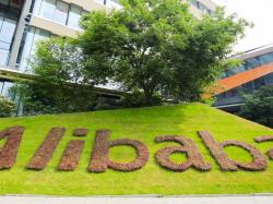  is-charlie-mungers-patience-wearing-off-daily-journal-cuts-alibaba-holdings-by-half-in-q1 