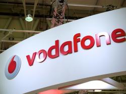  vodafone-mulls-merging-uk-unit-with-ck-hutchisons-three 