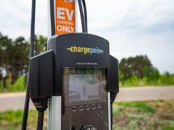  volkswagen-siemens-others-invest-over-700m-for-hassle-free-cheaper-ev-charging 