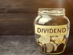  3-best-performing-reits-with-dividend-yields-above-8 