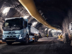  volvo-trucks-boliden-join-forces-to-deploy-electric-truck-transport-for-mining 