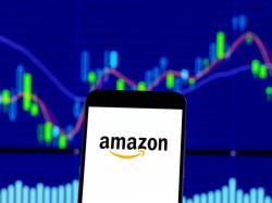  interest-in-amazon-decreases-ahead-of-earnings-print-a-technical-analysis 